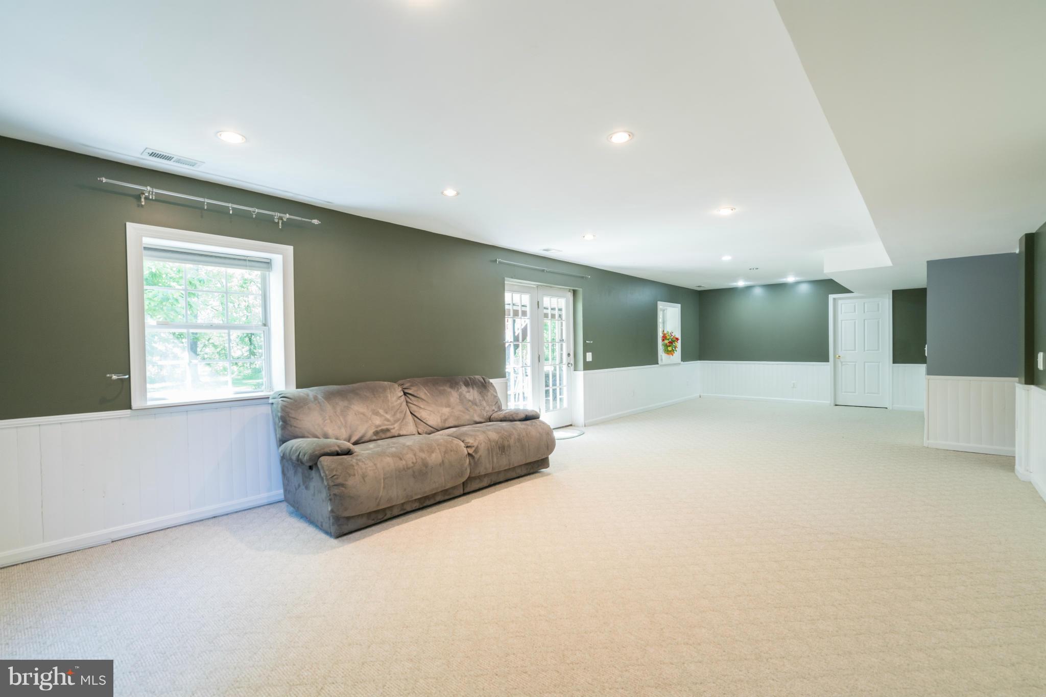 HORSEPEN ACRES - Residential