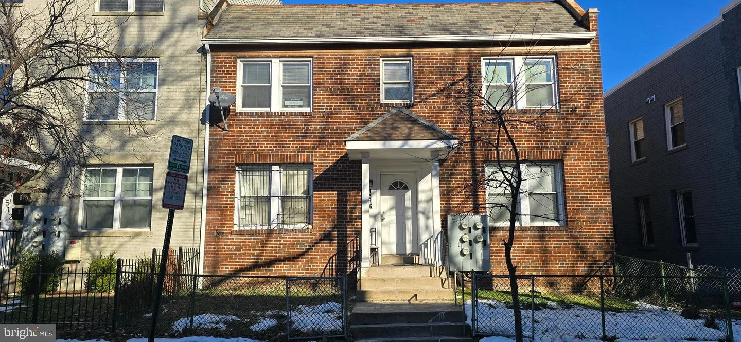 1516 F Street NE Unit 3, Washington, DC 20002