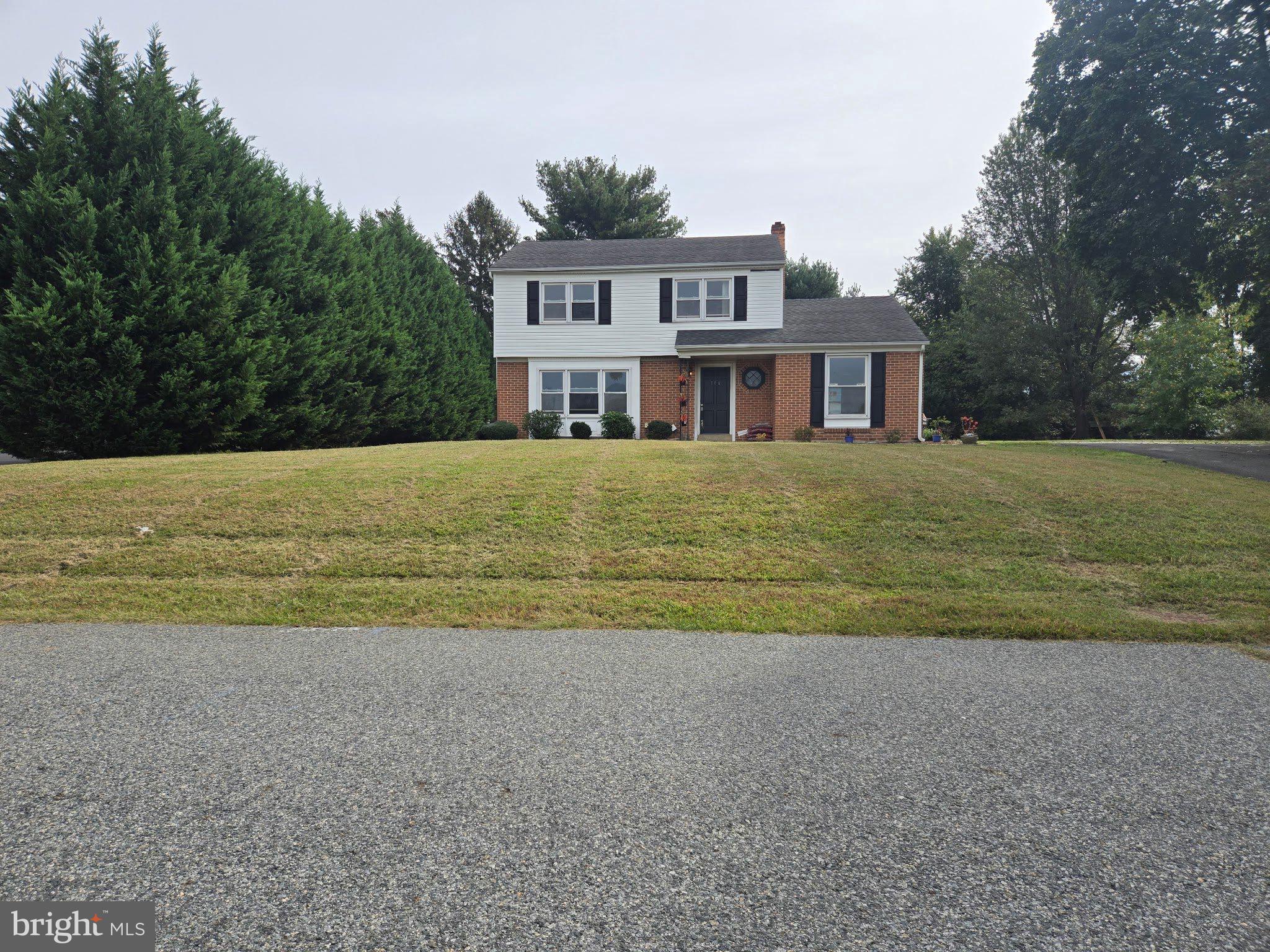 106 NORMIRA AVENUE