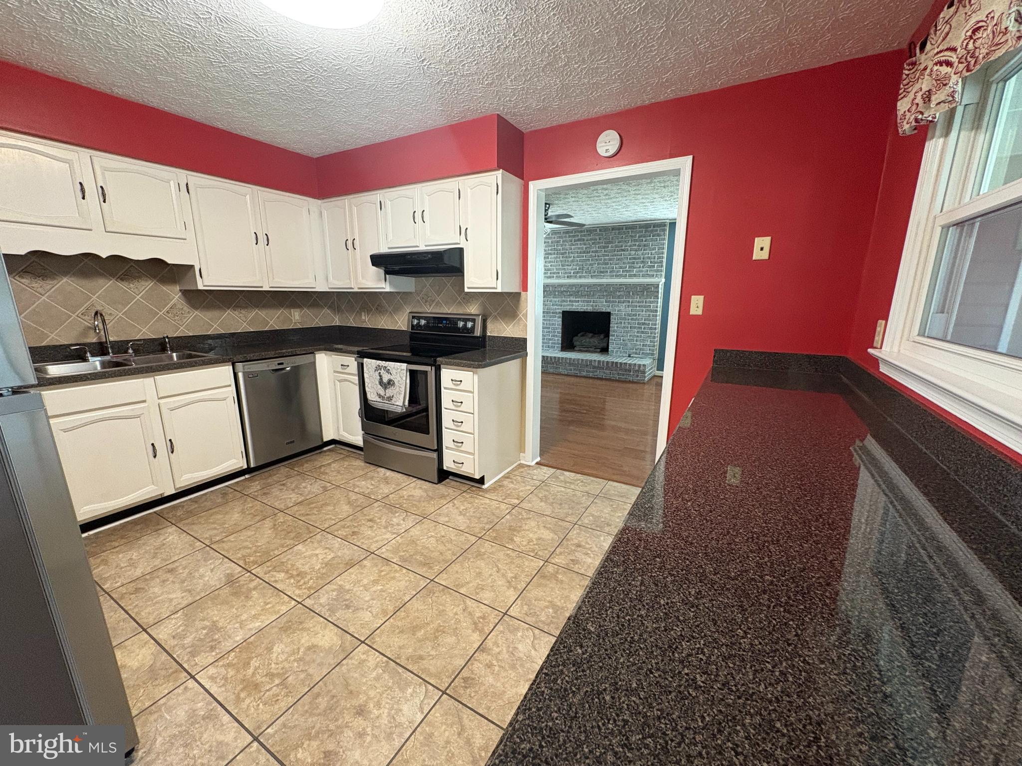 FREDERICKTOWNE - Residential Lease