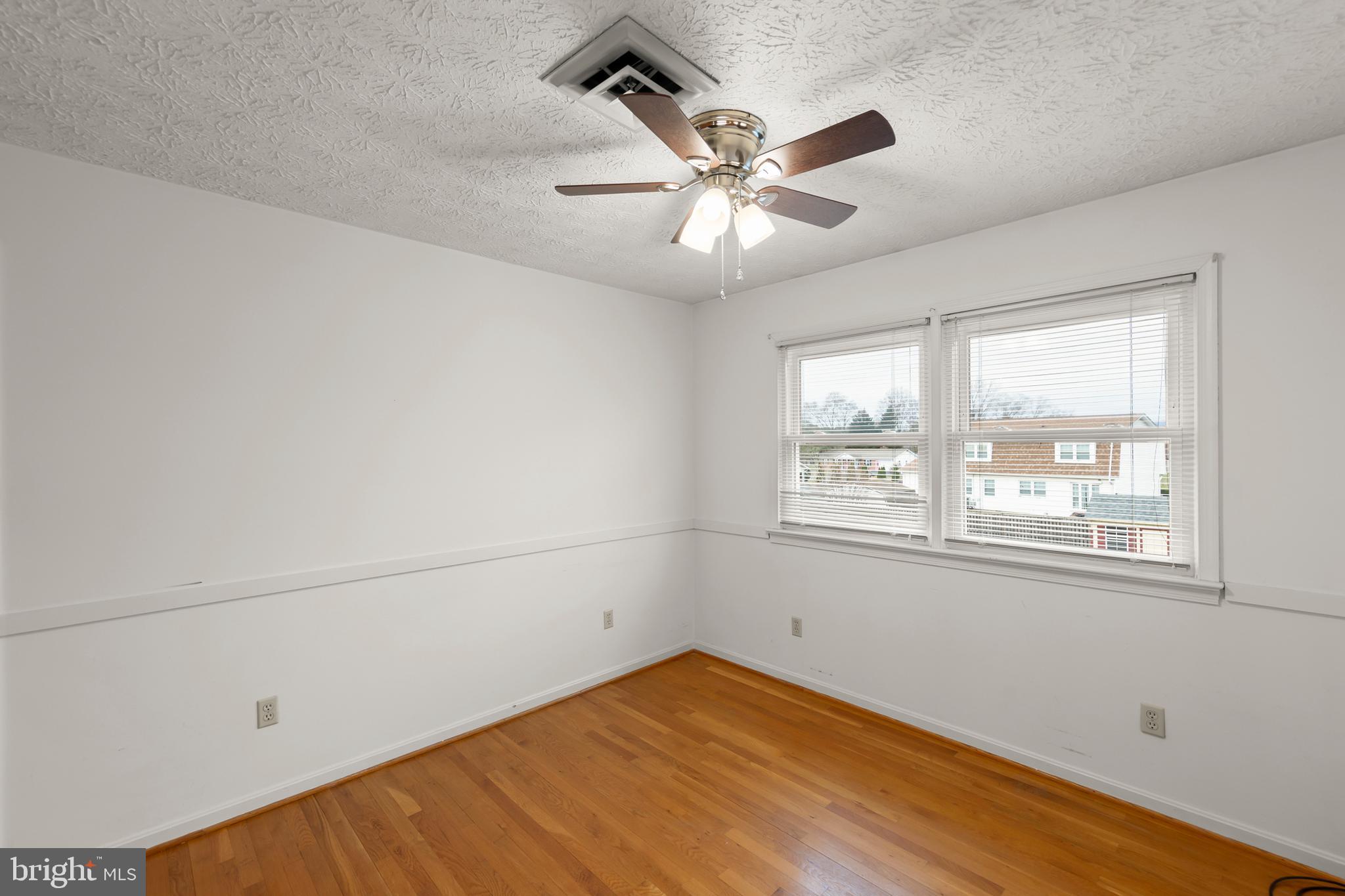 FREDERICKTOWNE - Residential Lease