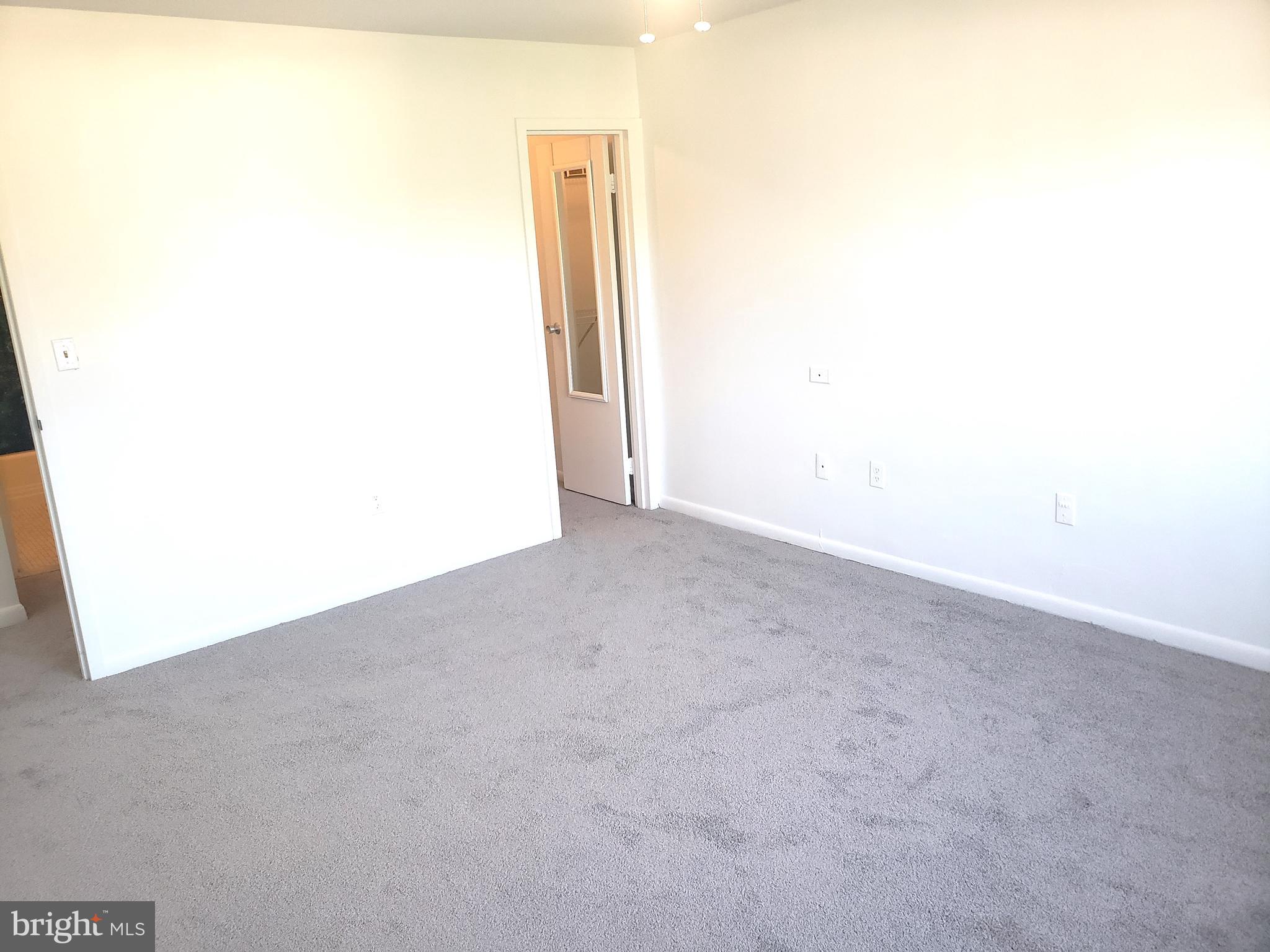 PIKESVILLE - Residential