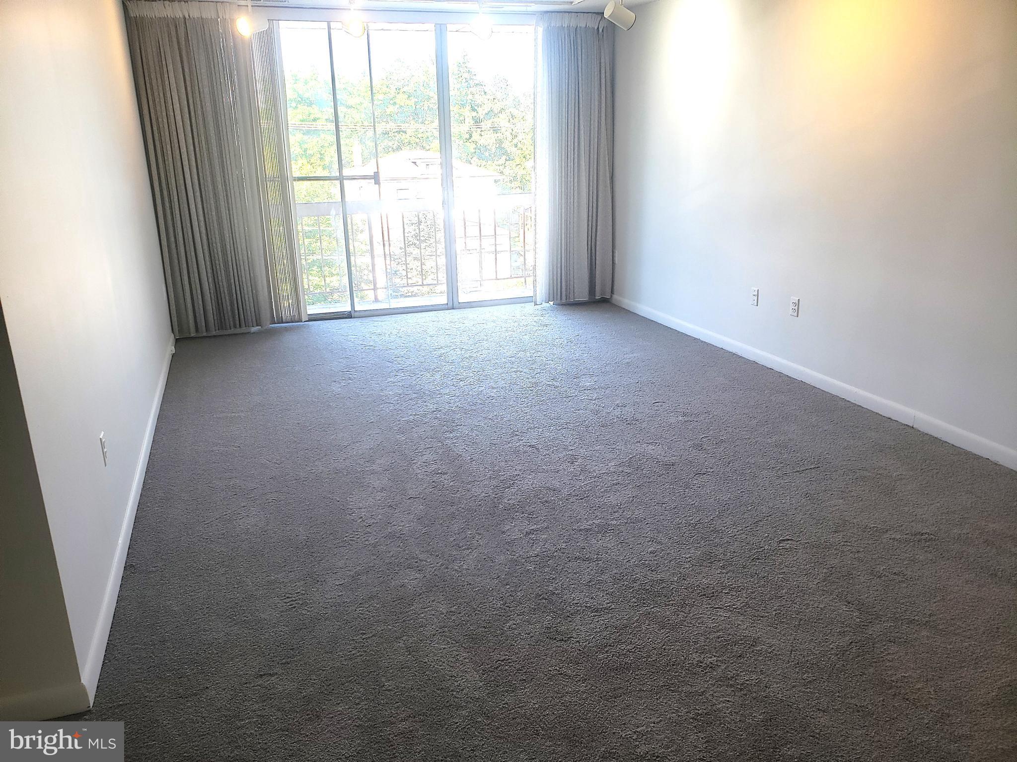 PIKESVILLE - Residential