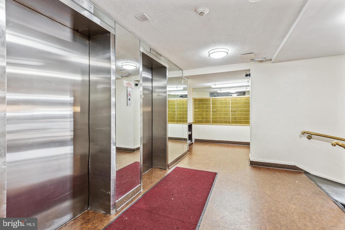 PIKESVILLE - Residential