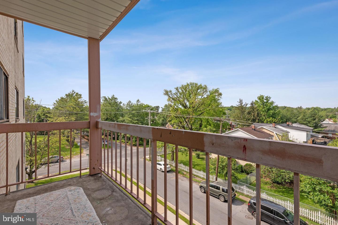 PIKESVILLE - Residential