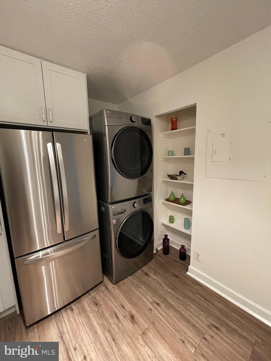 WATERGATE AT LANDMARK - Residential