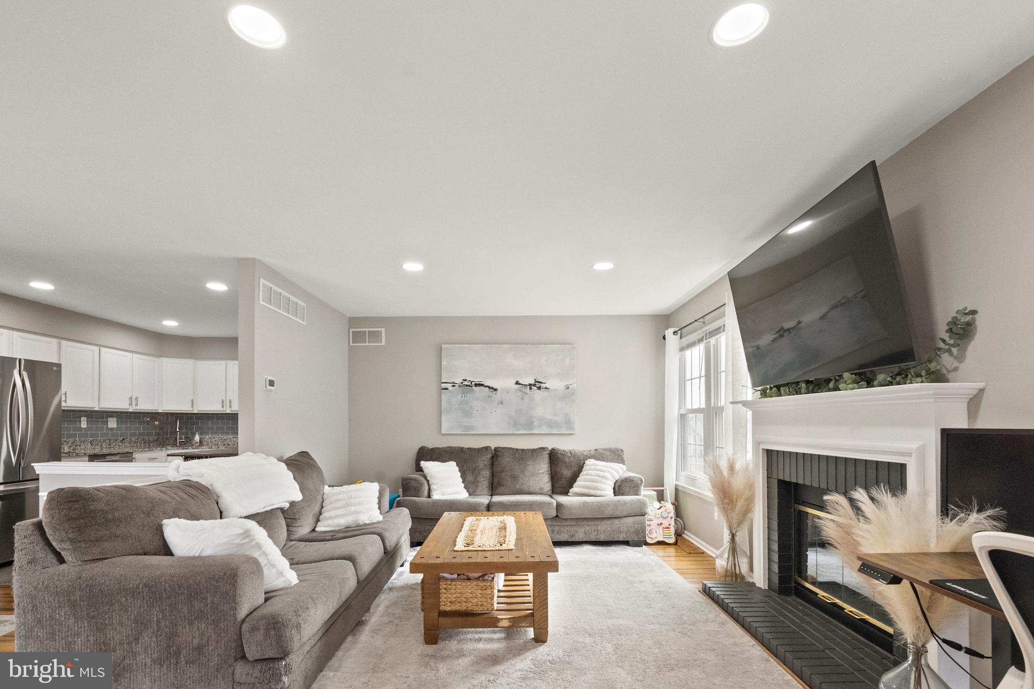 PROVIDENCE VIEW - Residential