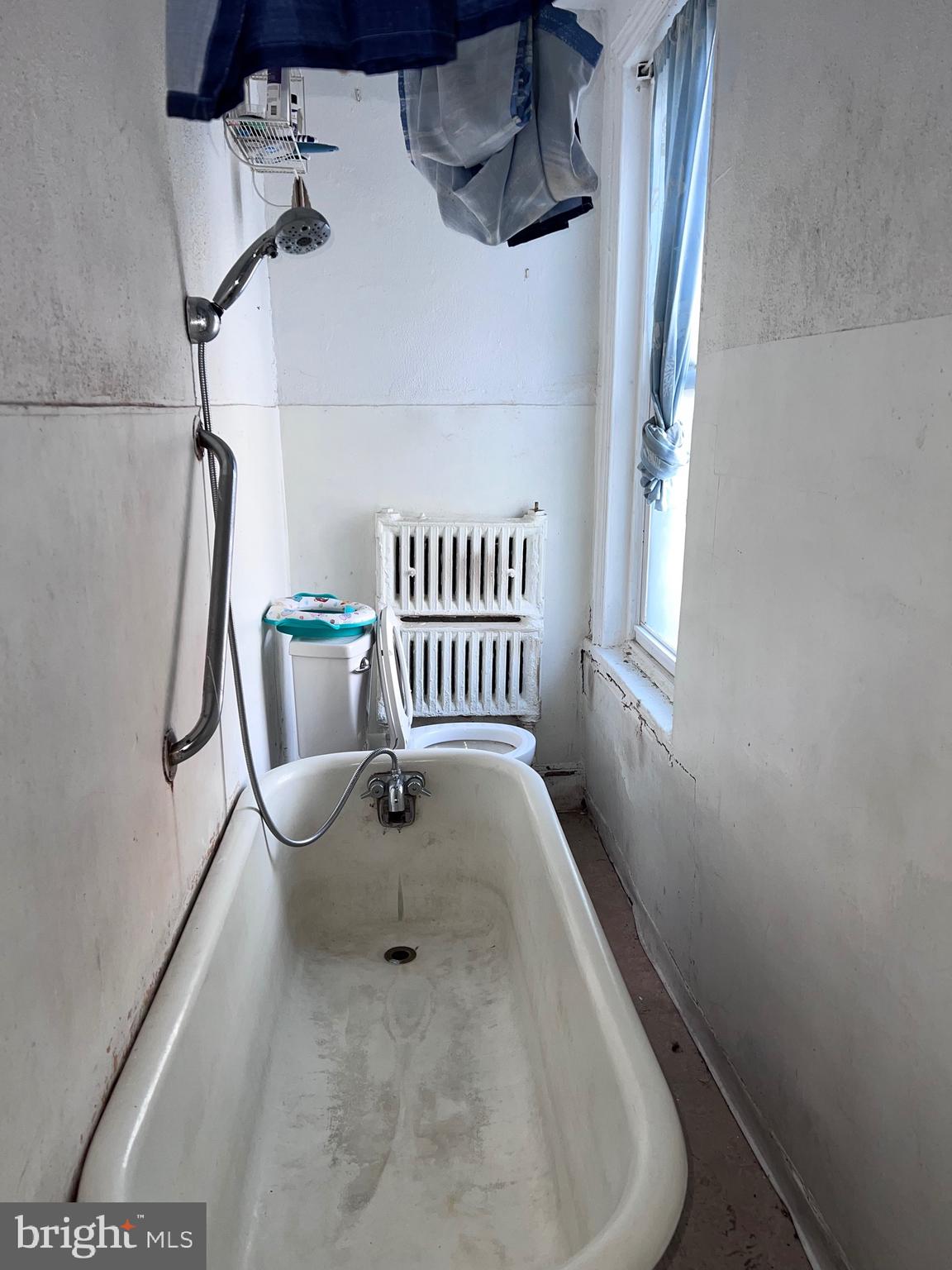 GERMANTOWN - Residential