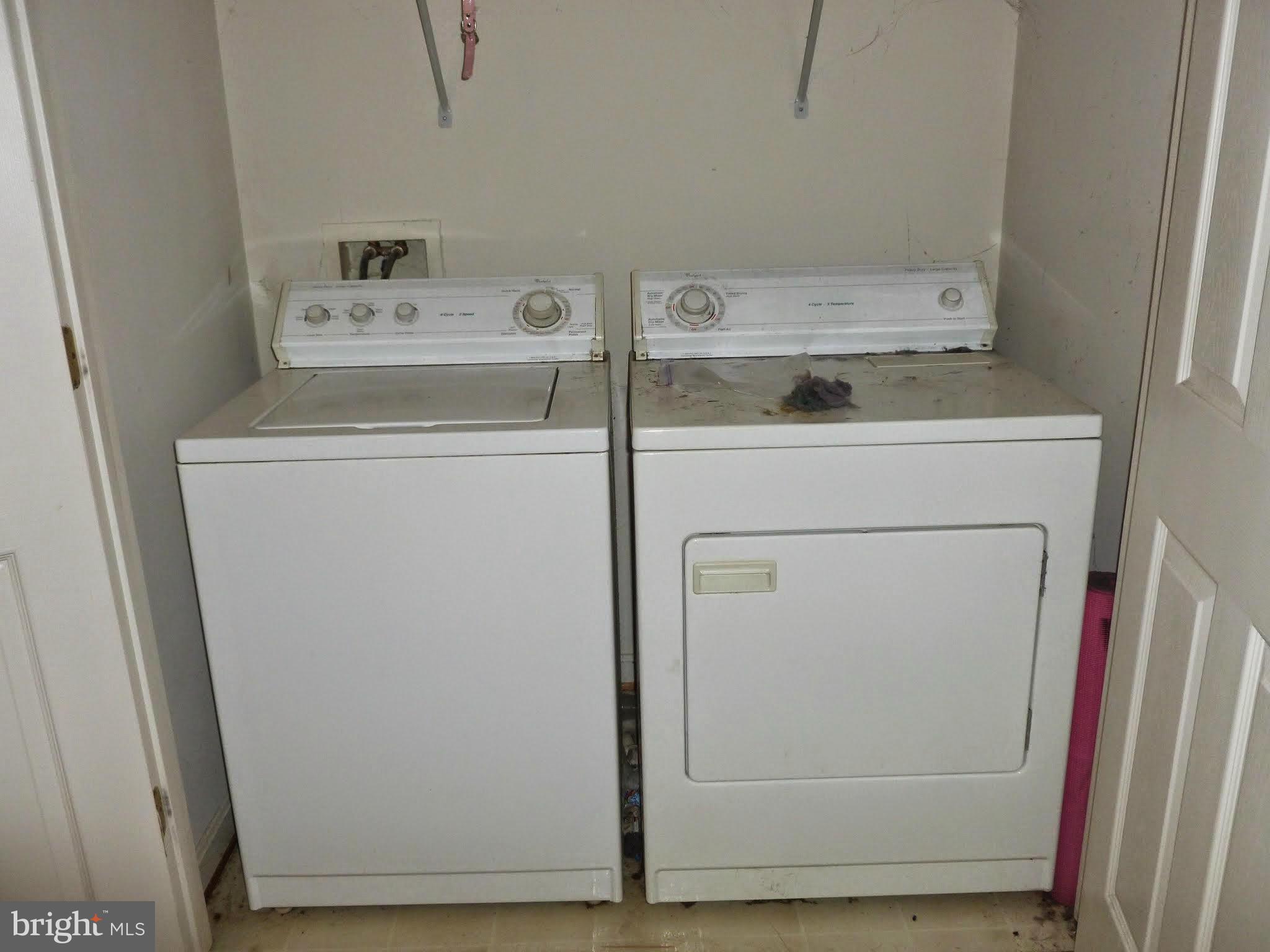 VILLAGES AT SAYBROOKE - Residential