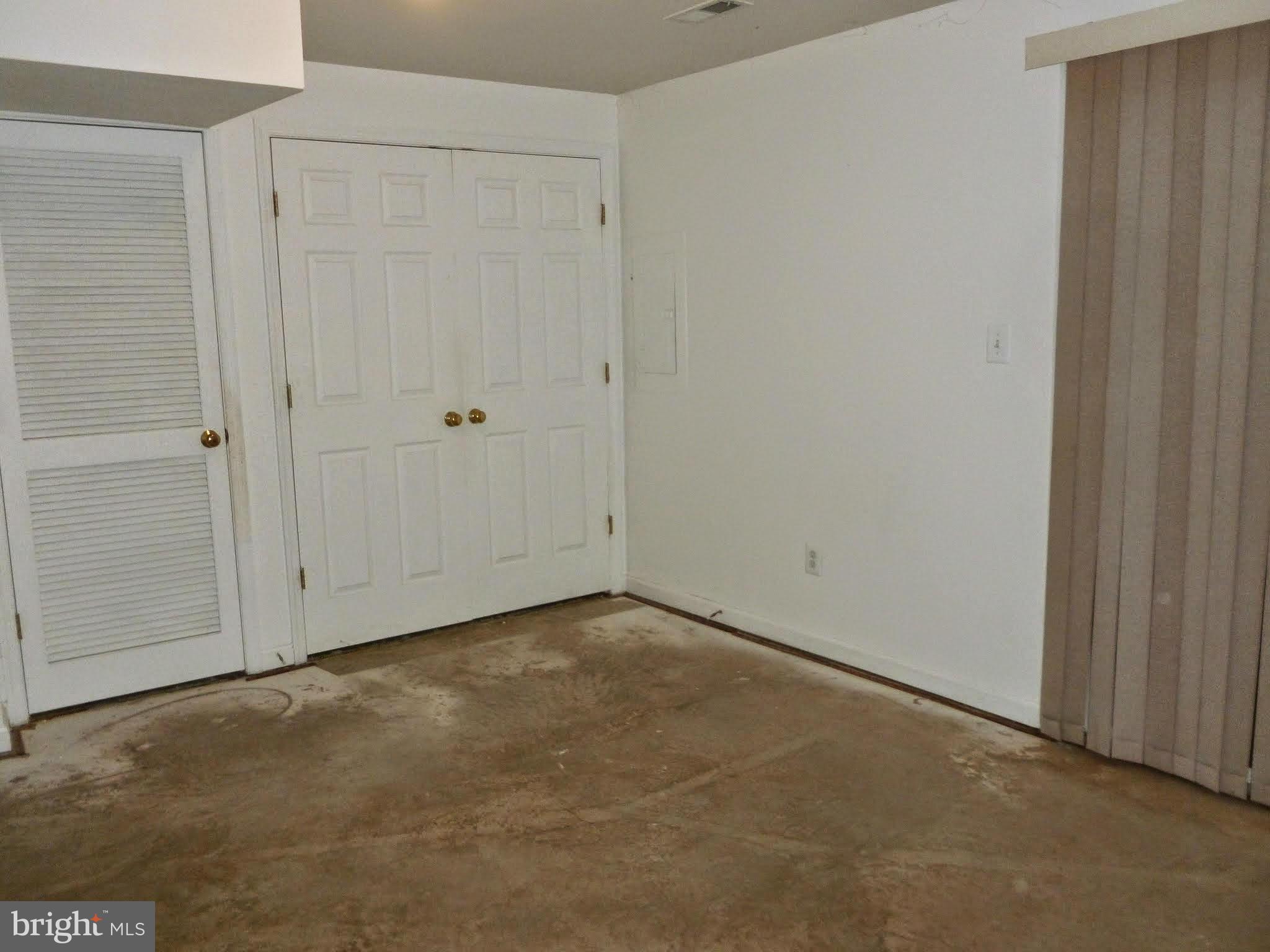 VILLAGES AT SAYBROOKE - Residential