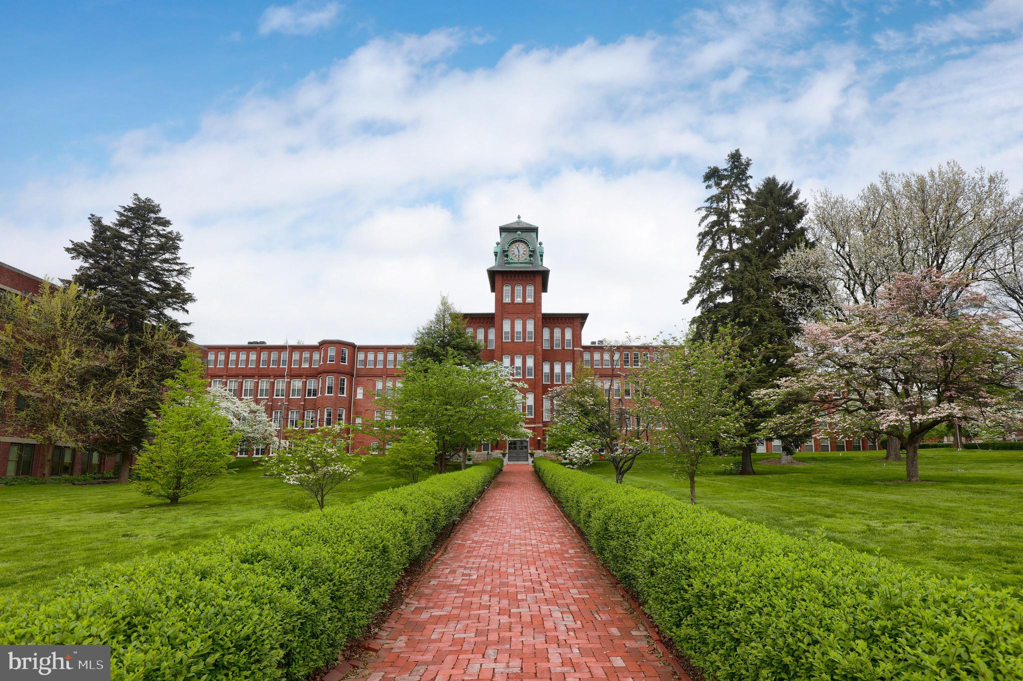 CLOCK TOWERS - Residential