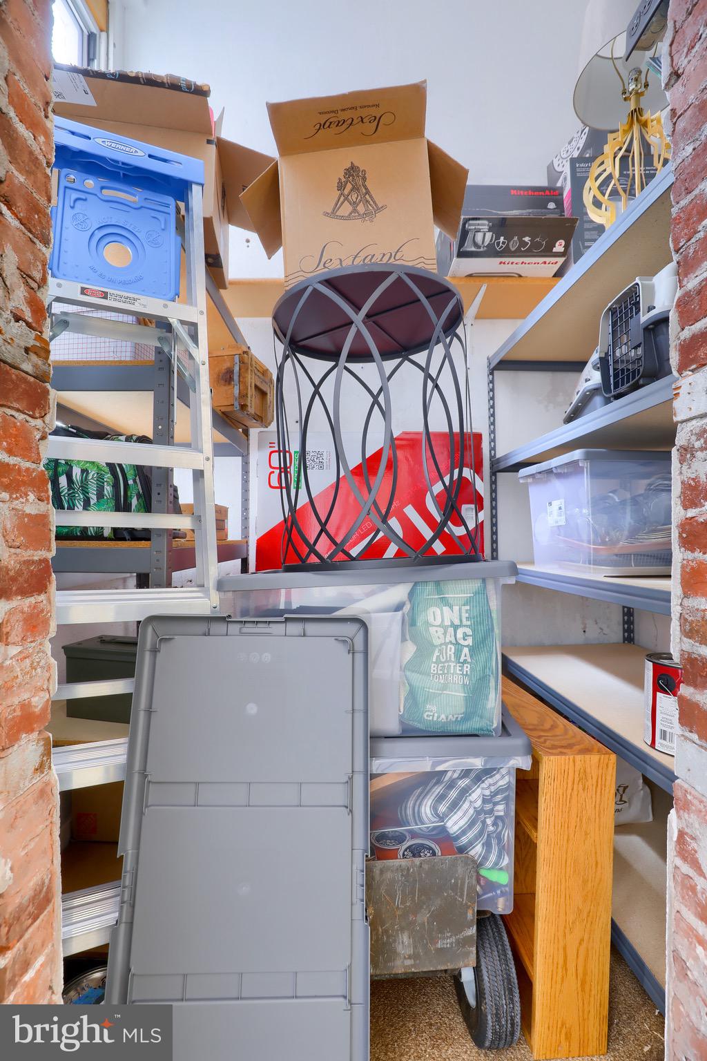 CLOCK TOWERS - Residential