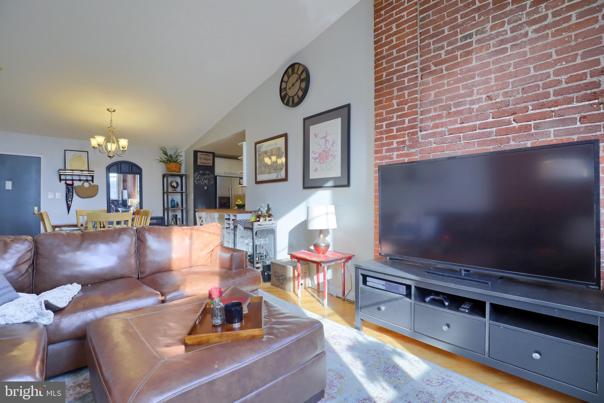 CLOCK TOWERS - Residential