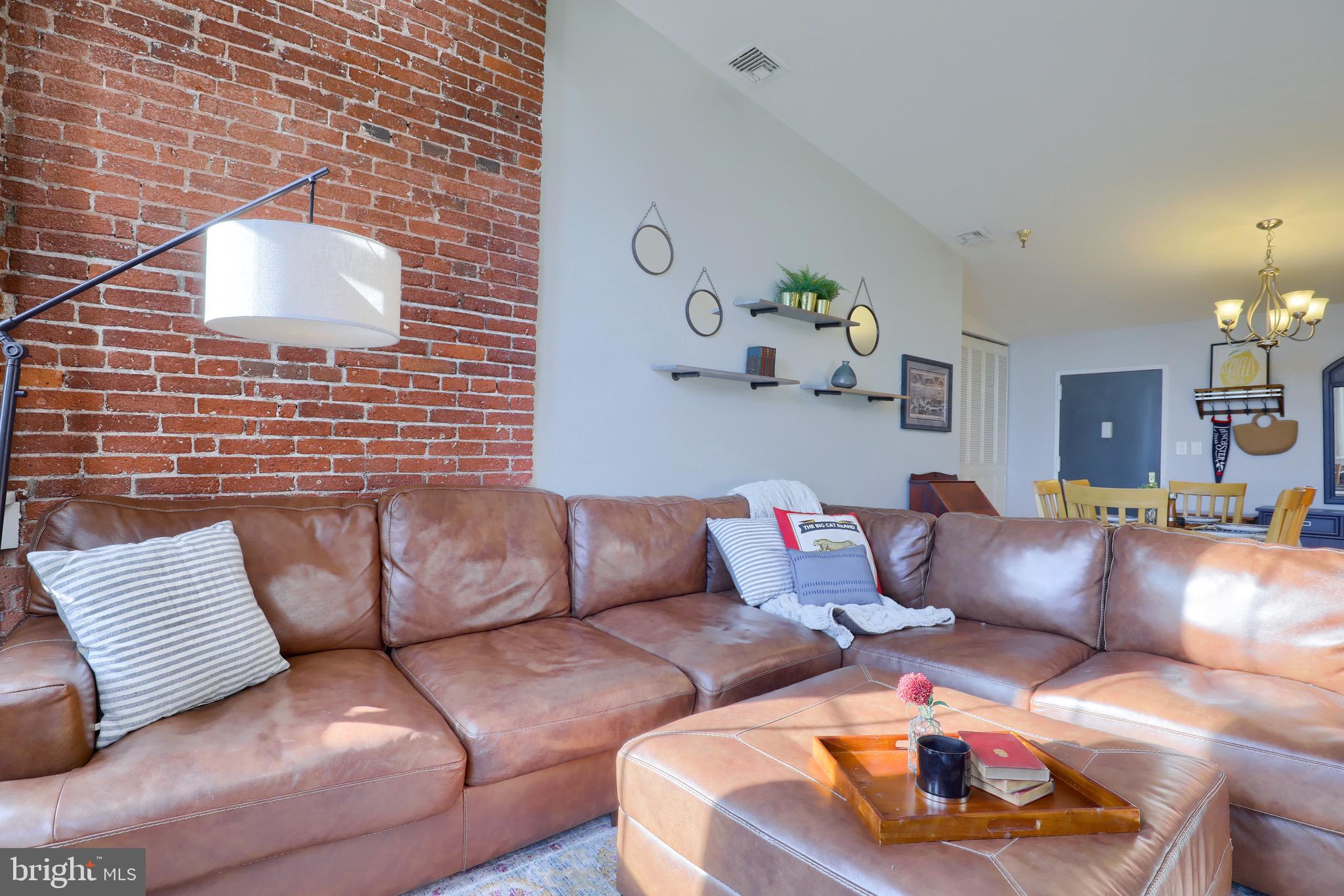 CLOCK TOWERS - Residential