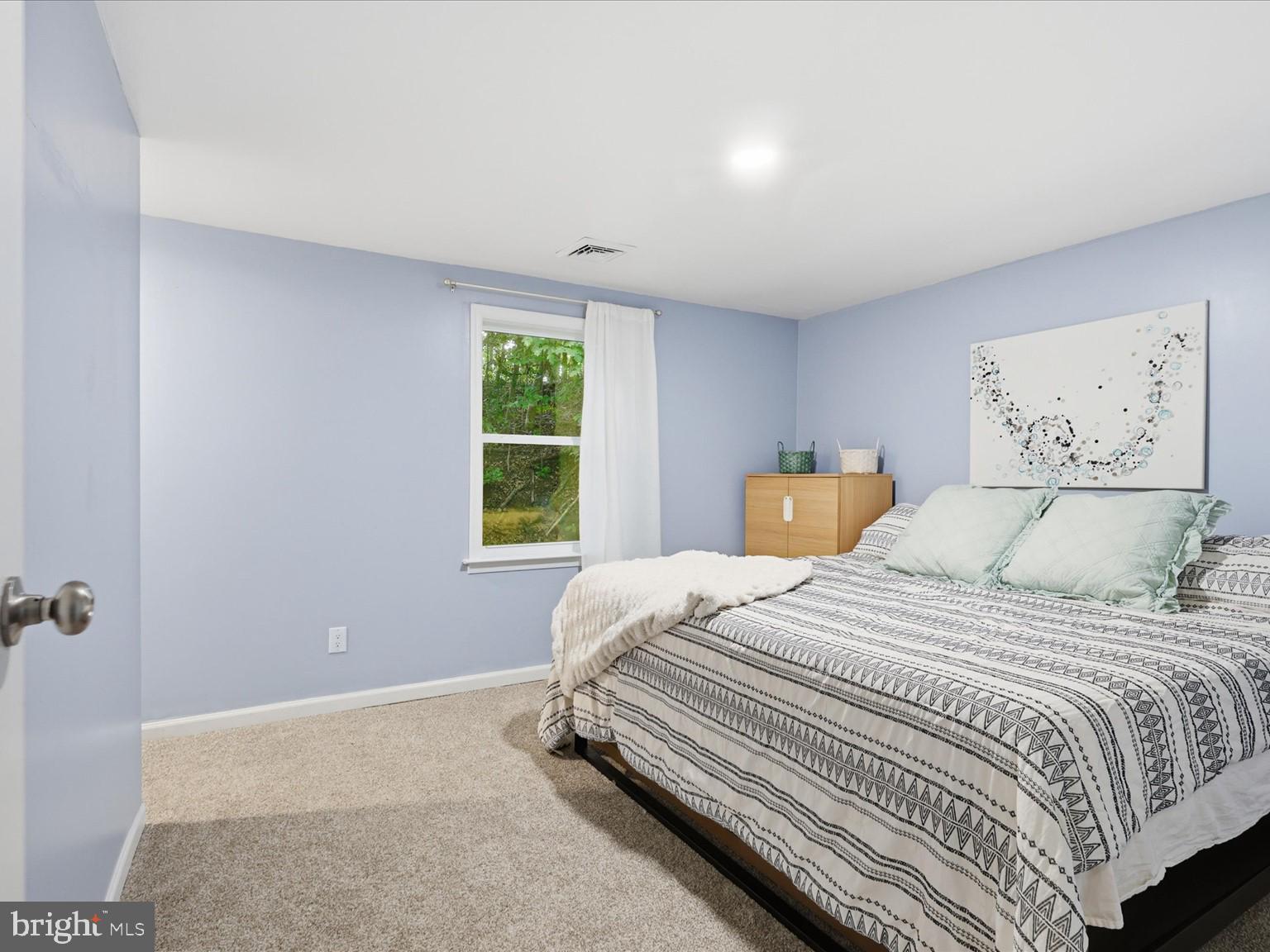 32 QUARRY ROAD