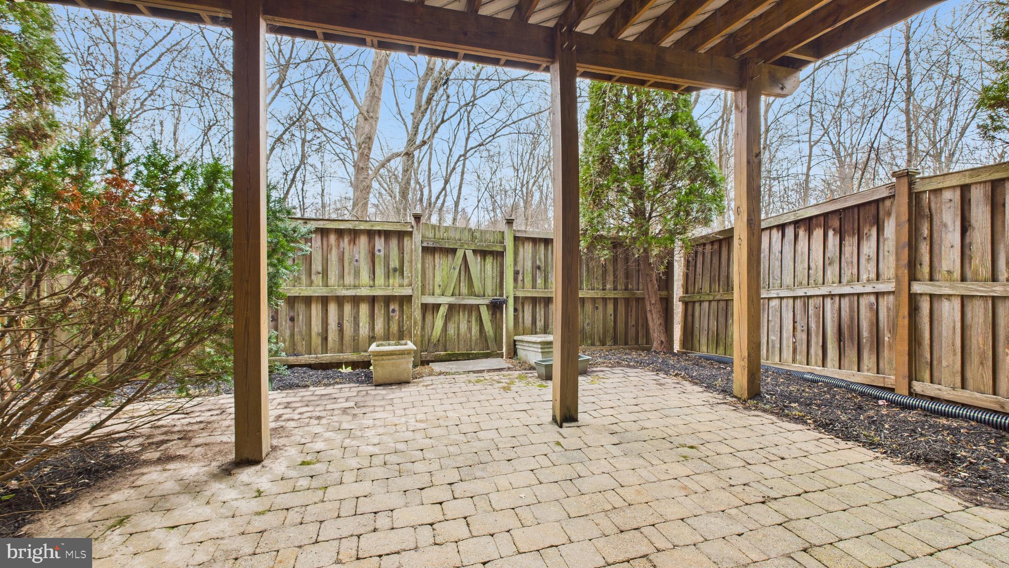 STONE CREEK CROSSING - Residential