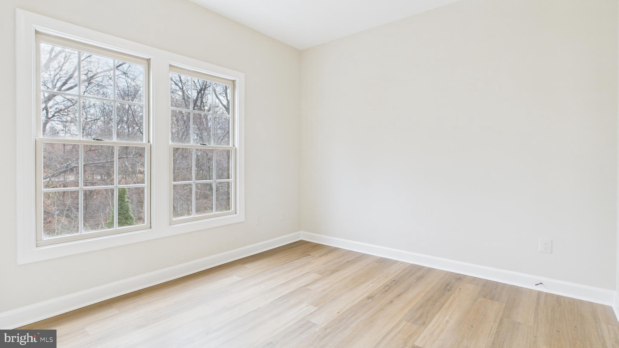 STONE CREEK CROSSING - Residential