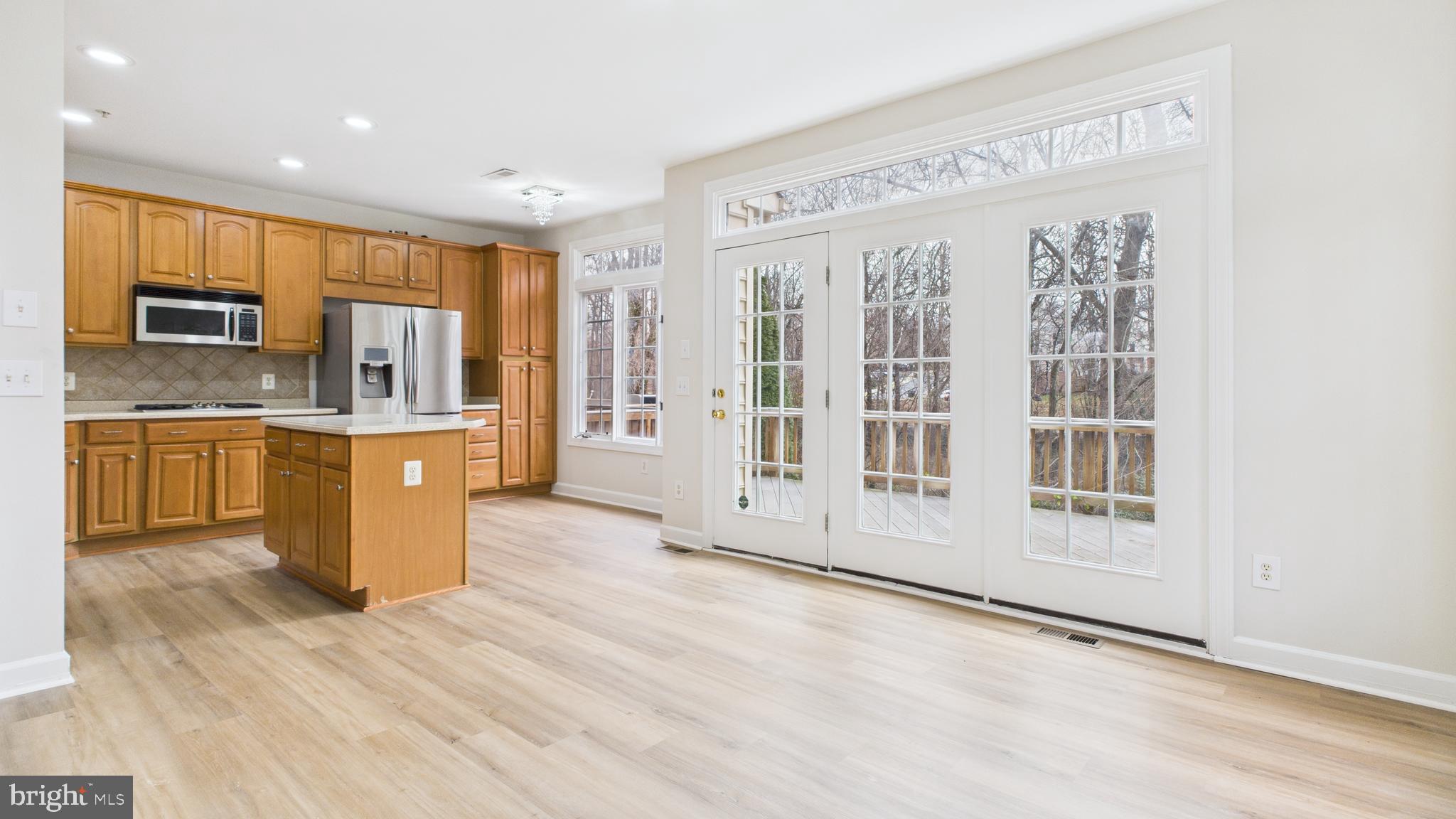 STONE CREEK CROSSING - Residential