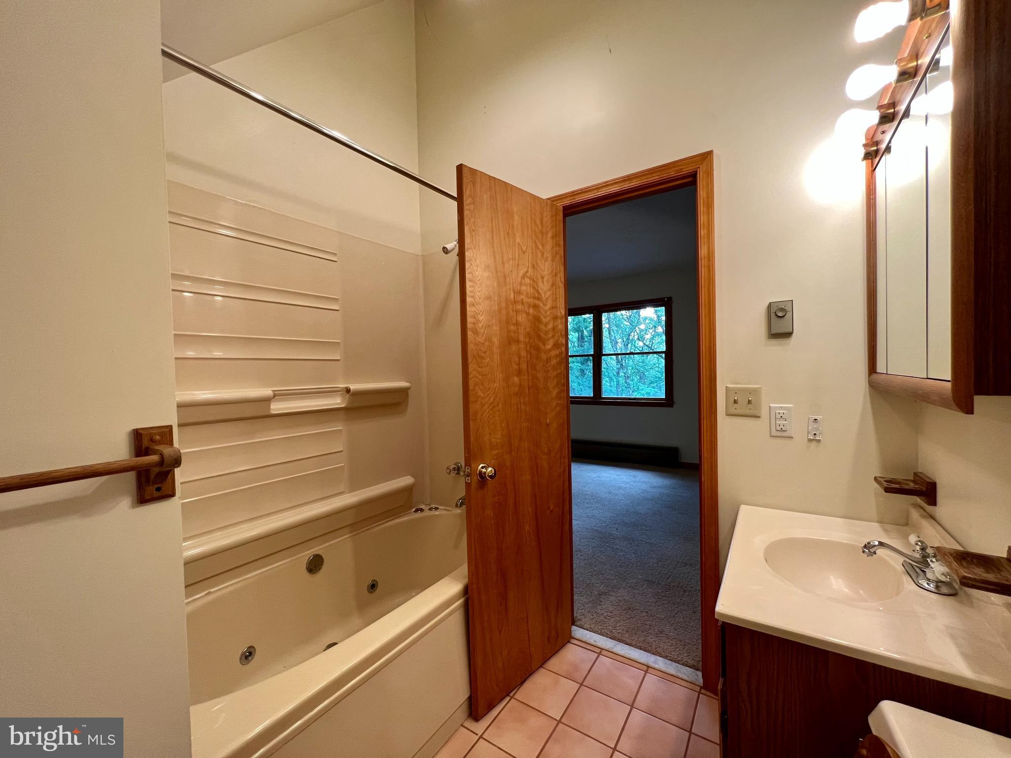 ROCK GAP WOODS - Residential Lease