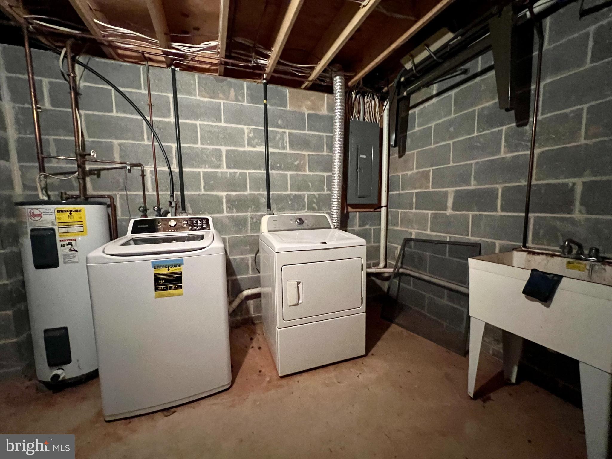 ROCK GAP WOODS - Residential Lease