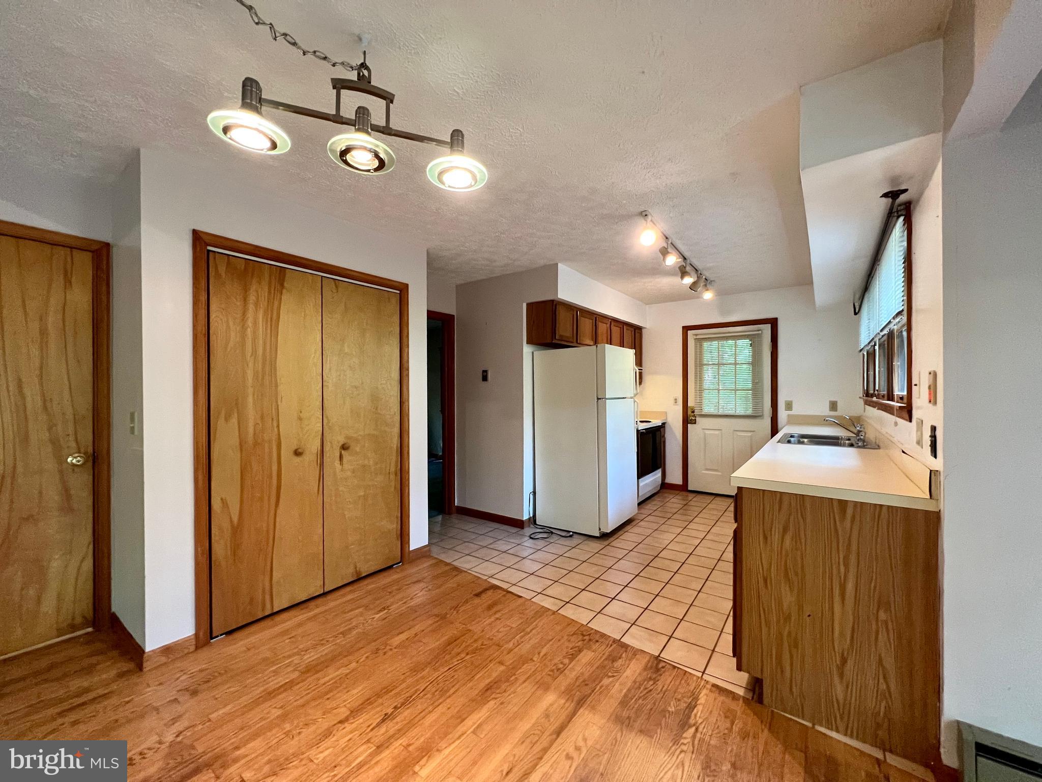 ROCK GAP WOODS - Residential Lease