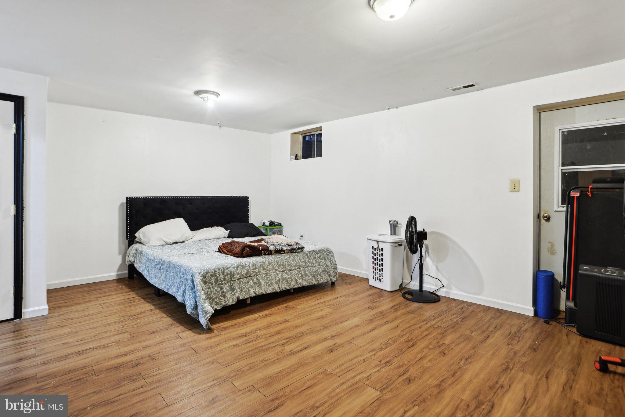 SOUTH HAMPTON SUB - Residential