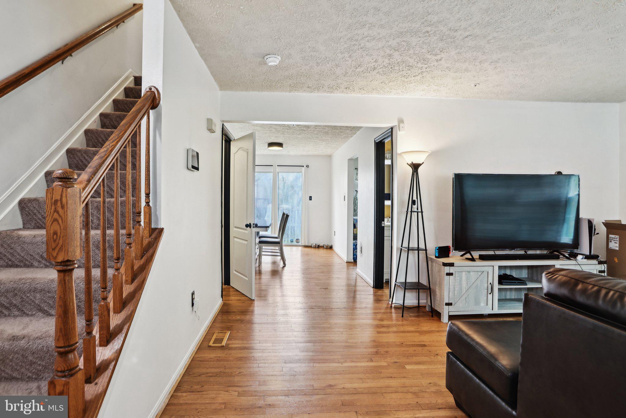 SOUTH HAMPTON SUB - Residential