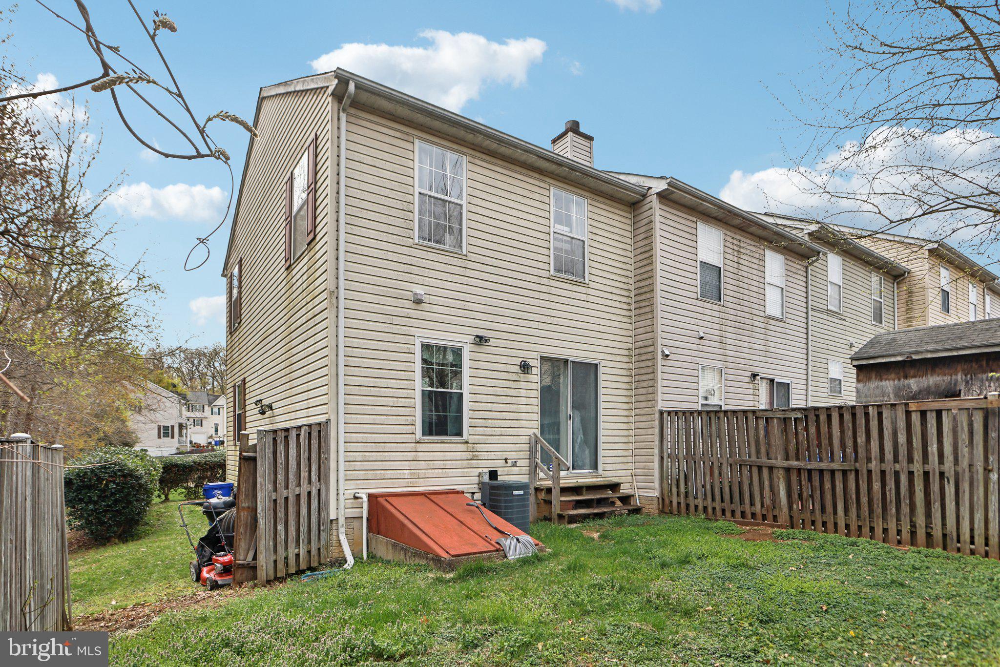 SOUTH HAMPTON SUB - Residential