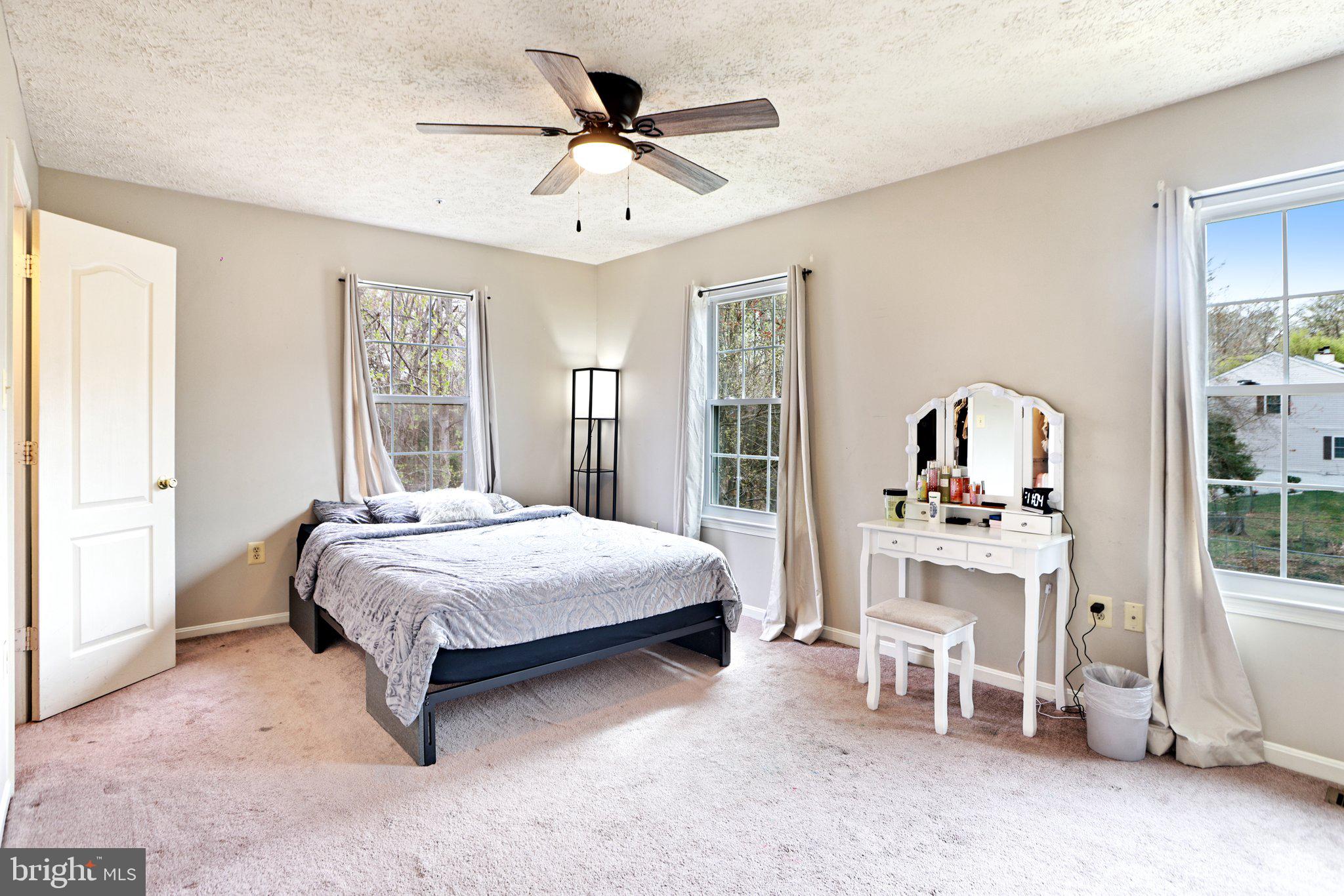 SOUTH HAMPTON SUB - Residential