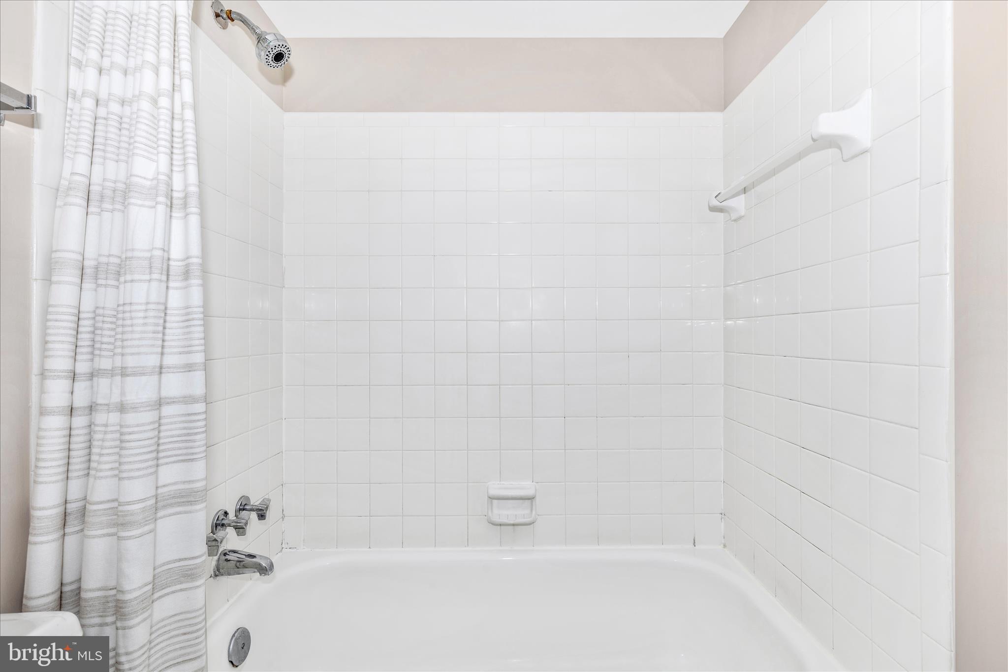DEERING WOODS - Residential
