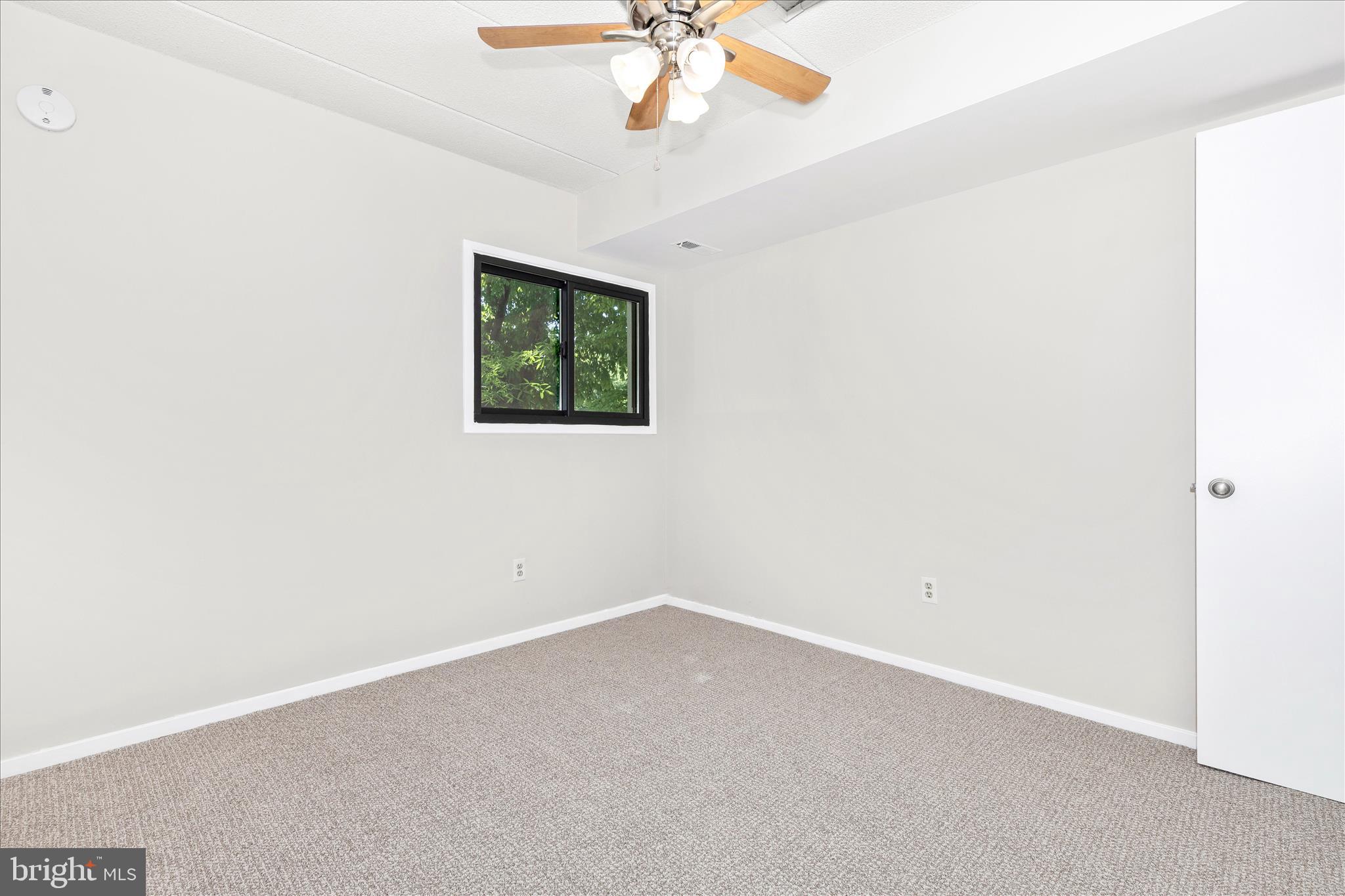 DEERING WOODS - Residential