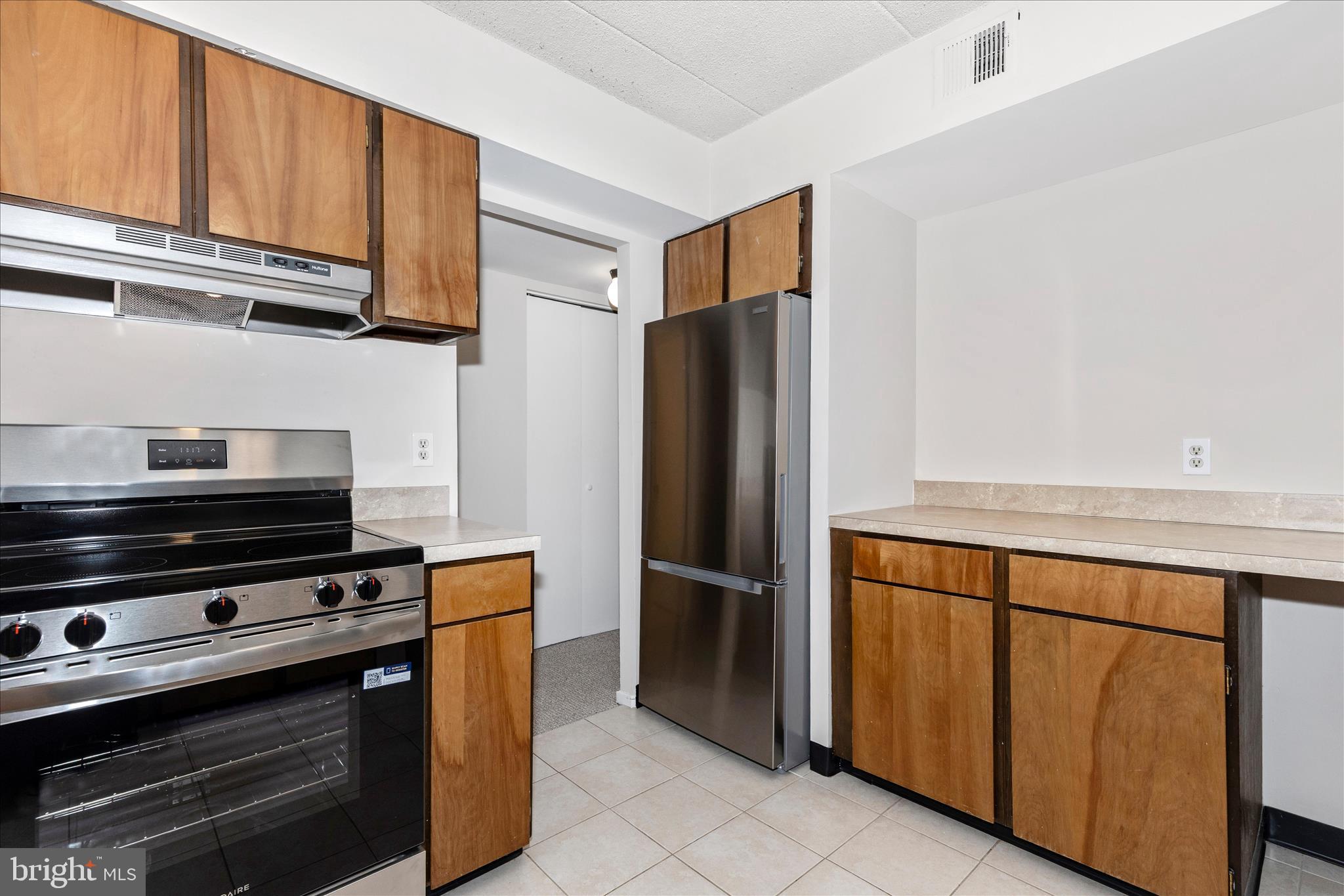 DEERING WOODS - Residential