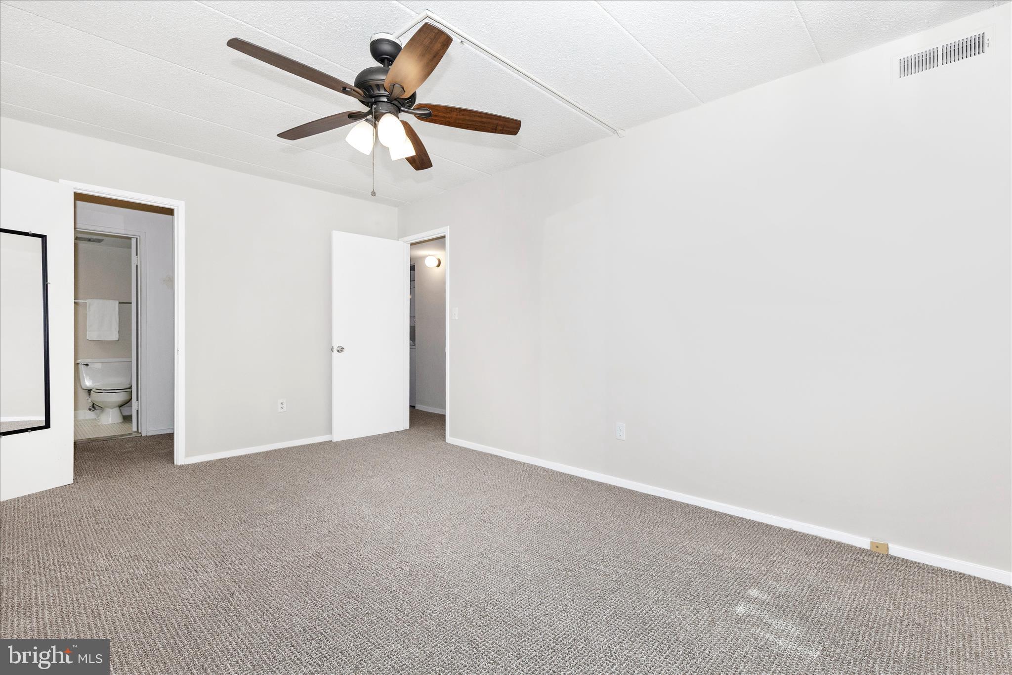DEERING WOODS - Residential