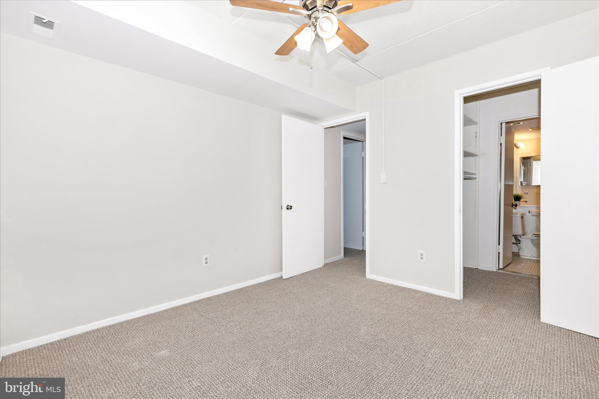 DEERING WOODS - Residential