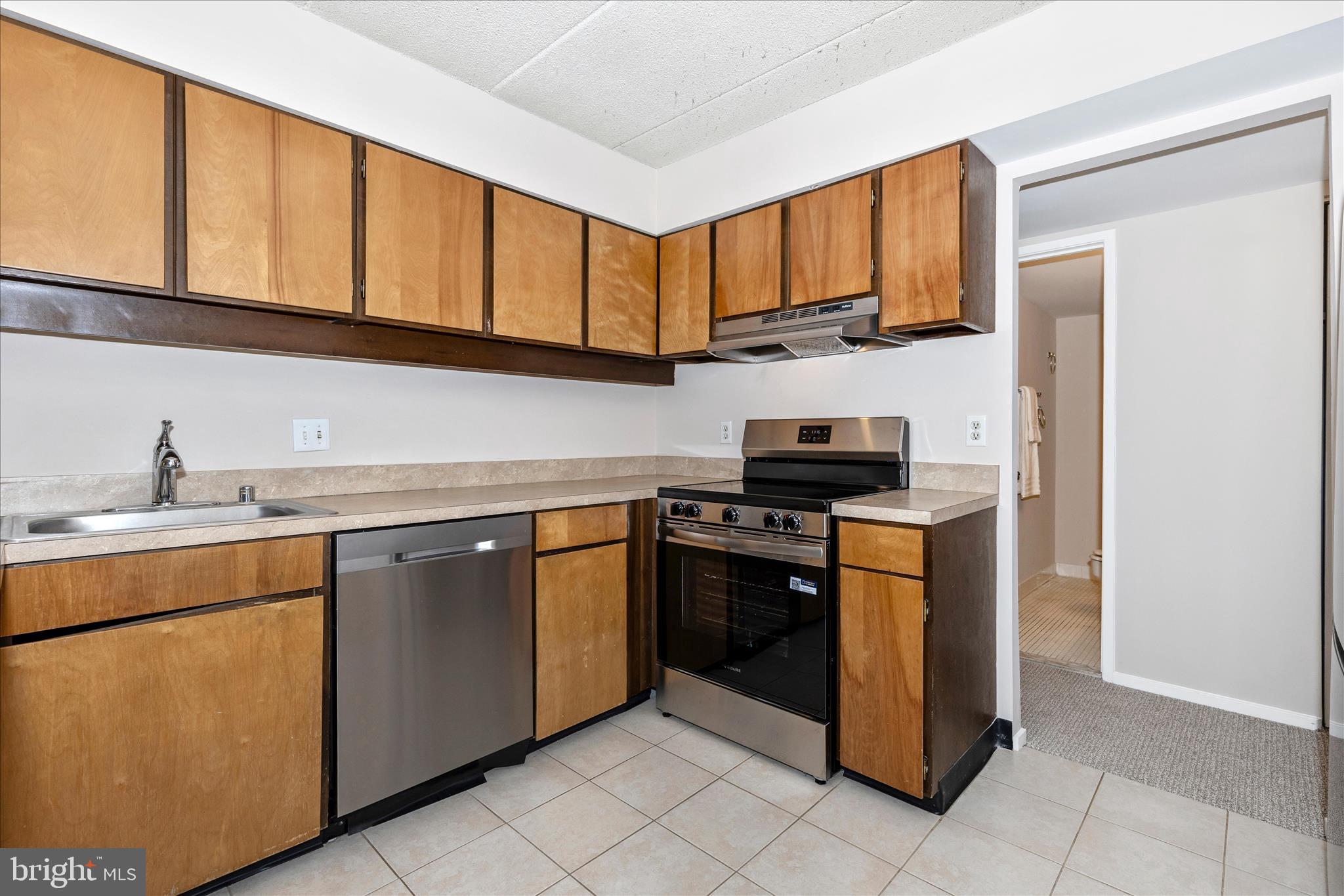 DEERING WOODS - Residential