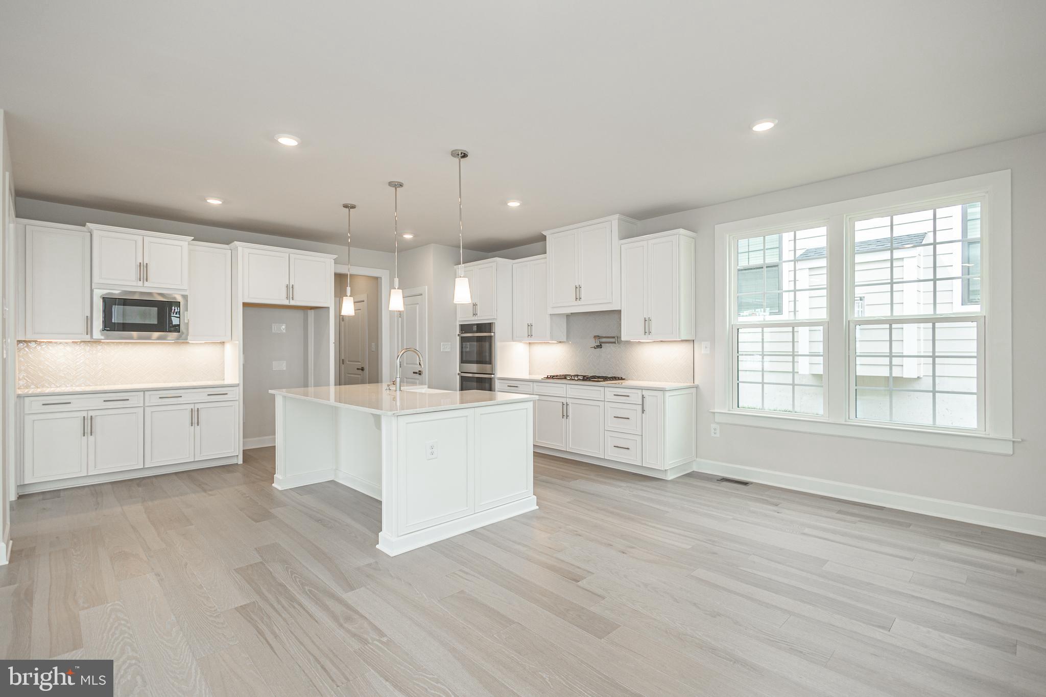 MAYFIELD - Residential