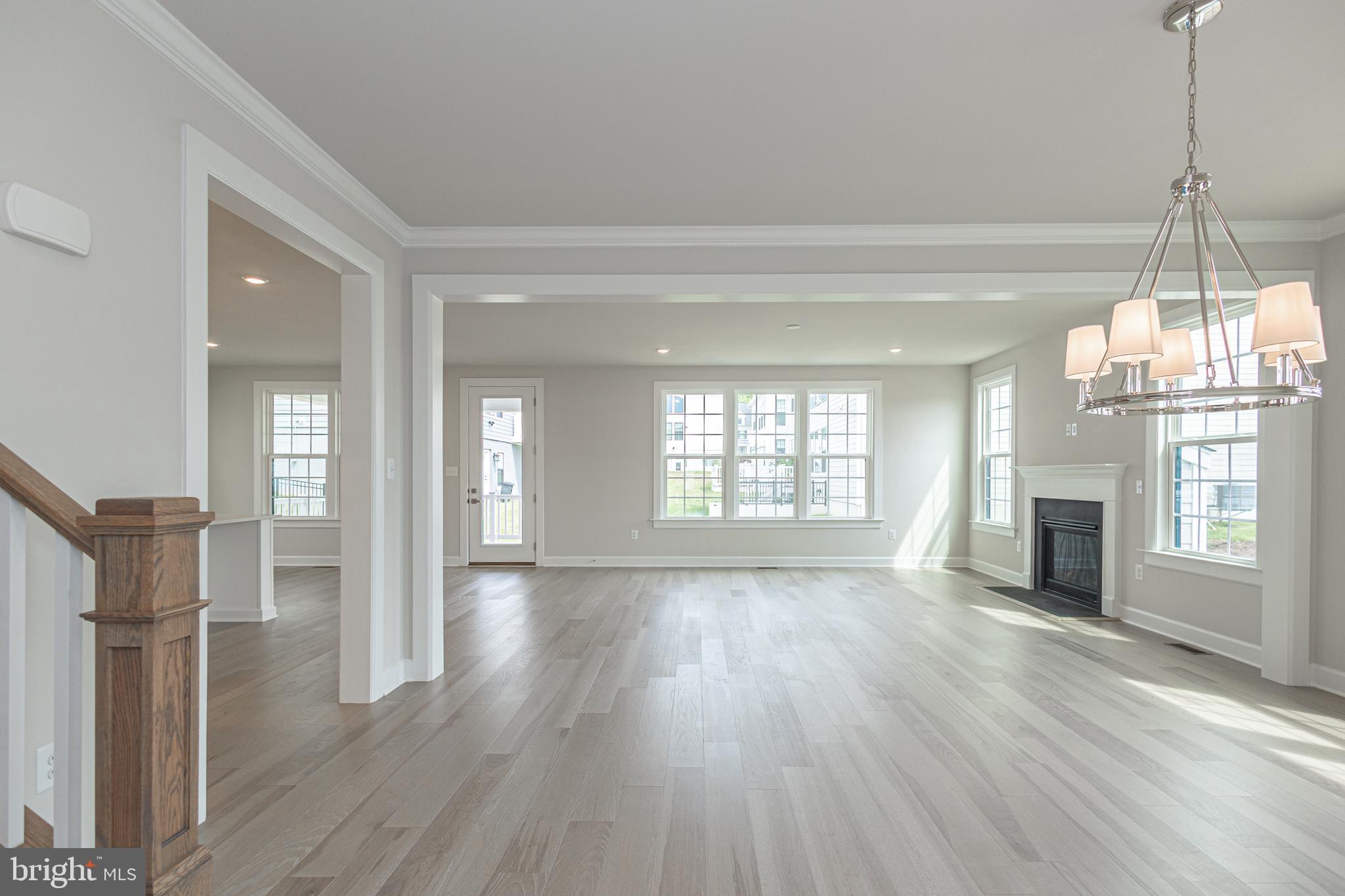 MAYFIELD - Residential