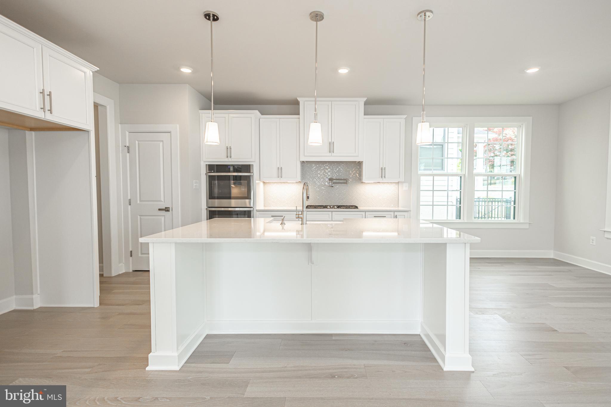 MAYFIELD - Residential