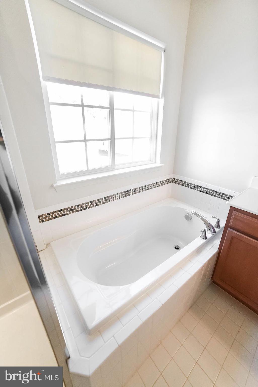 PRIMROSE PARK AT WILDEWOOD - Residential Lease