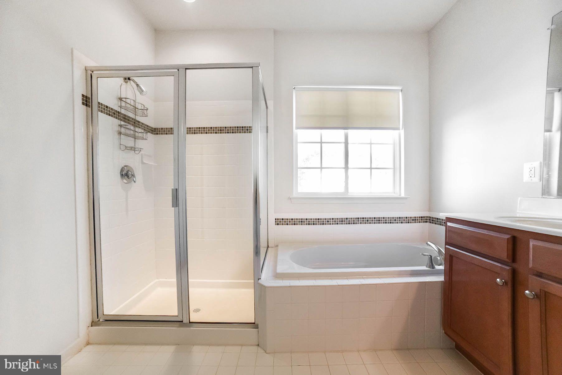 PRIMROSE PARK AT WILDEWOOD - Residential Lease