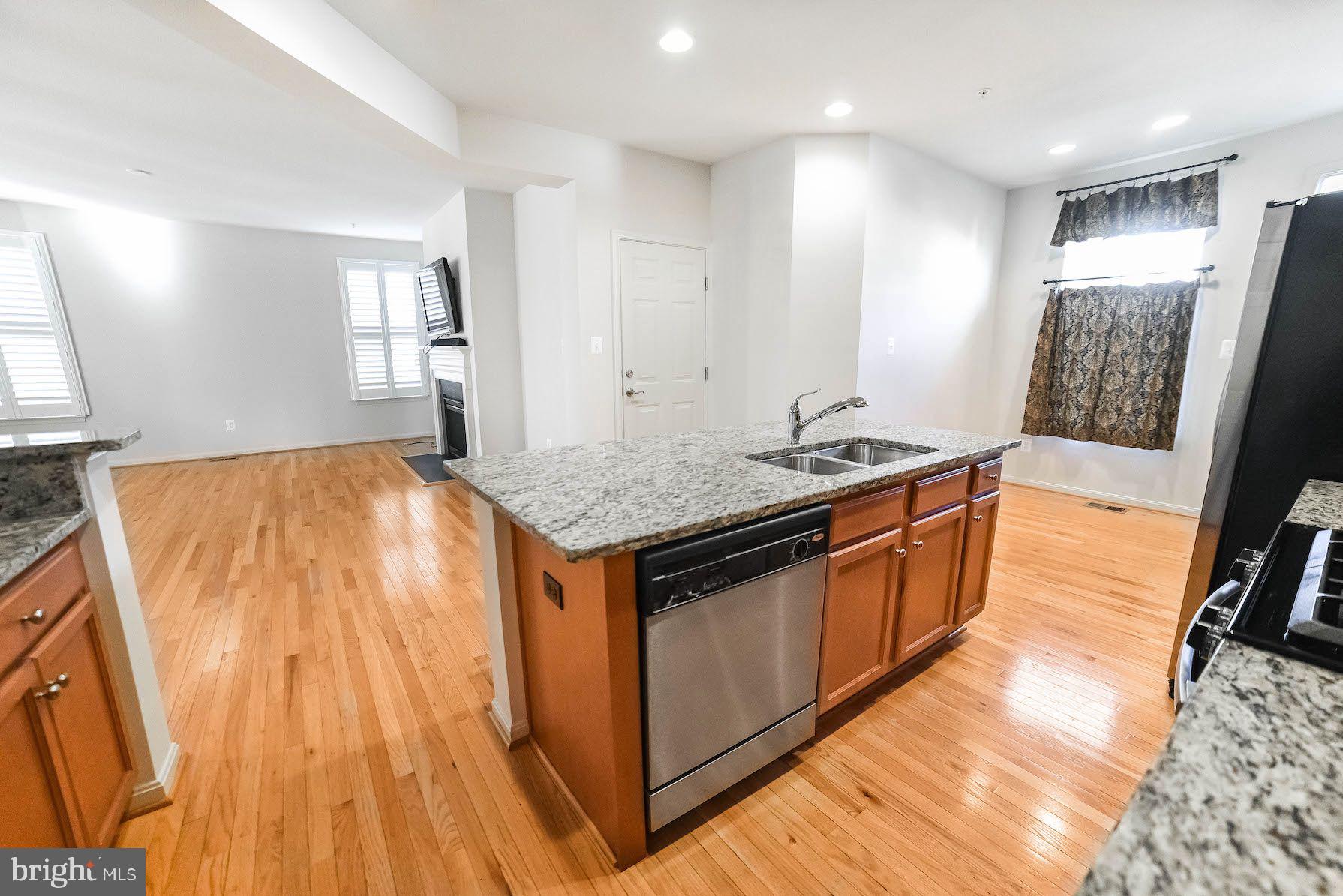 PRIMROSE PARK AT WILDEWOOD - Residential Lease