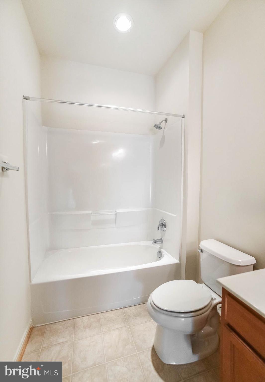 PRIMROSE PARK AT WILDEWOOD - Residential Lease