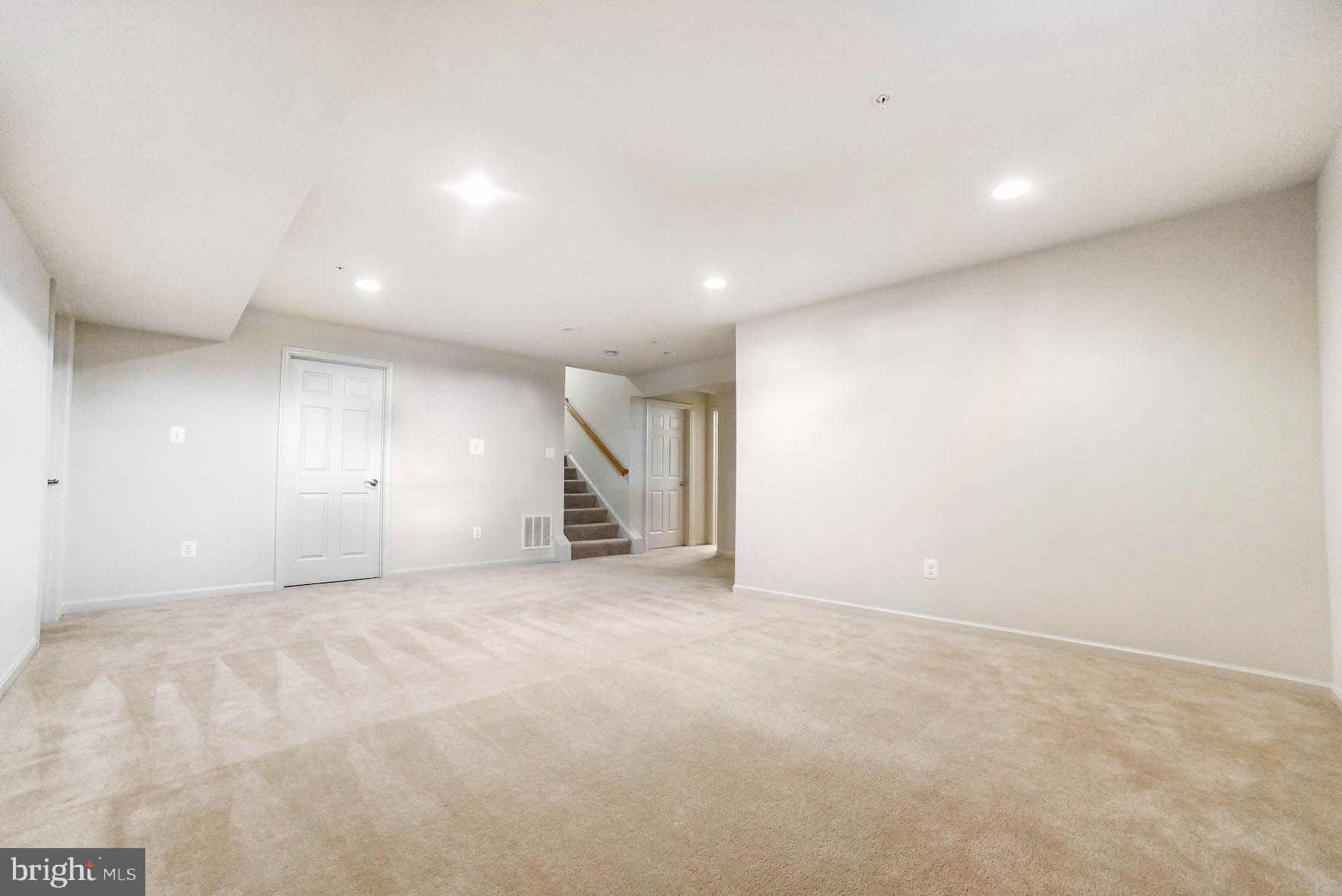 PRIMROSE PARK AT WILDEWOOD - Residential Lease