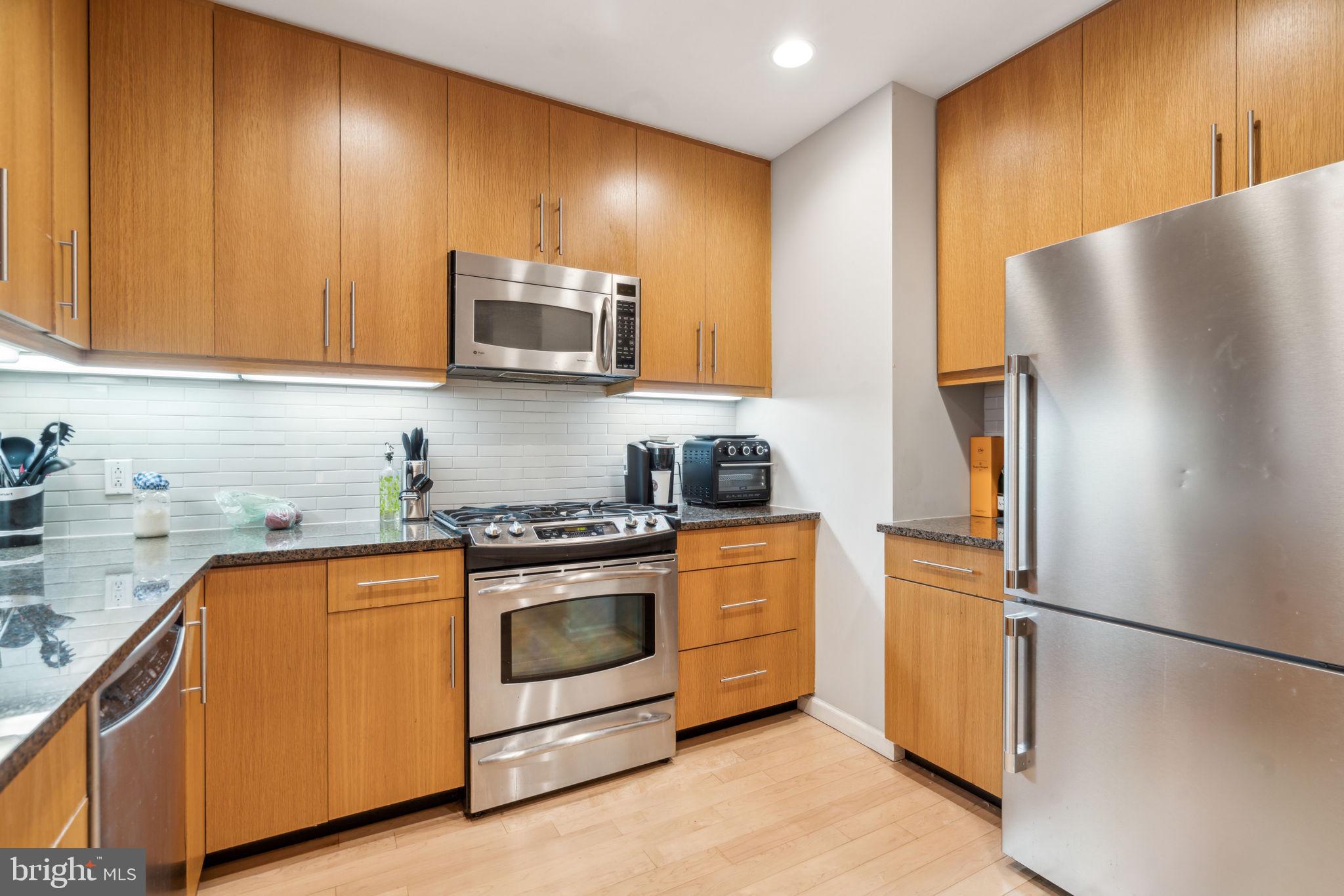 CENTER CITY - Residential