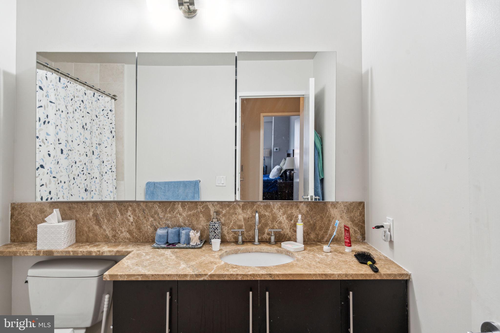 CENTER CITY - Residential