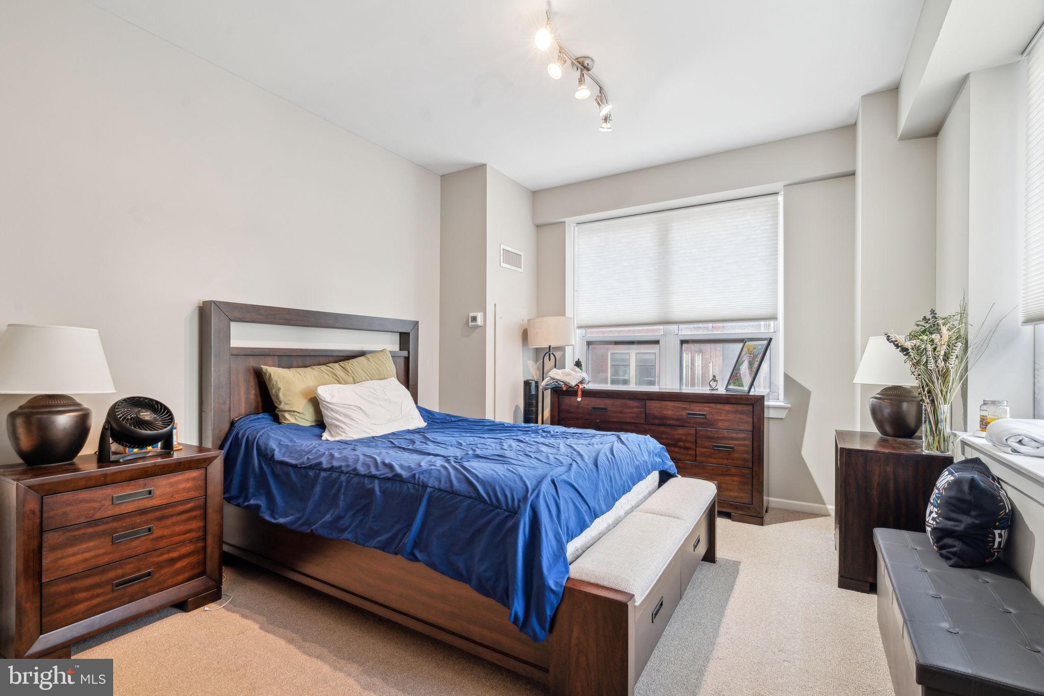 CENTER CITY - Residential