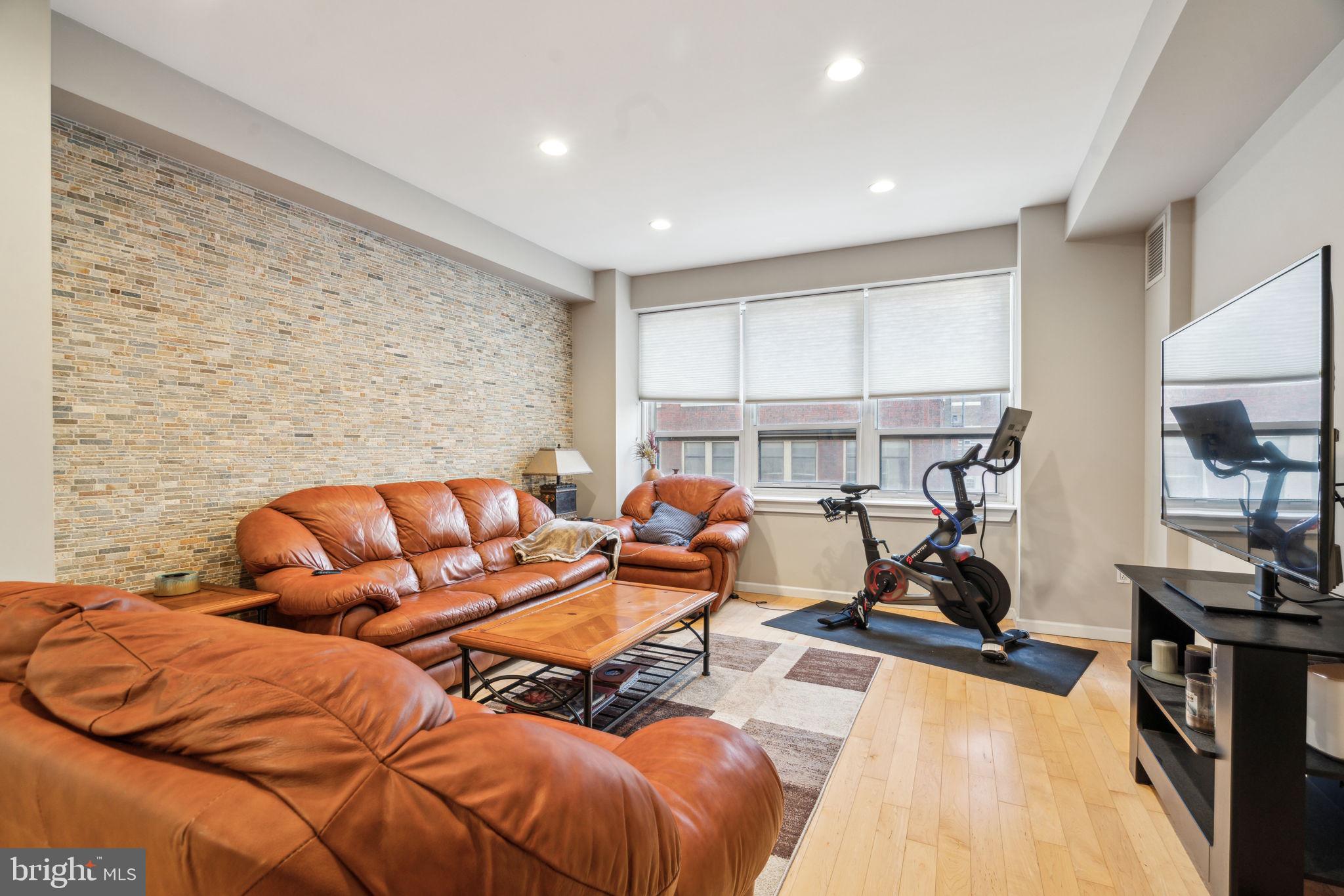 CENTER CITY - Residential