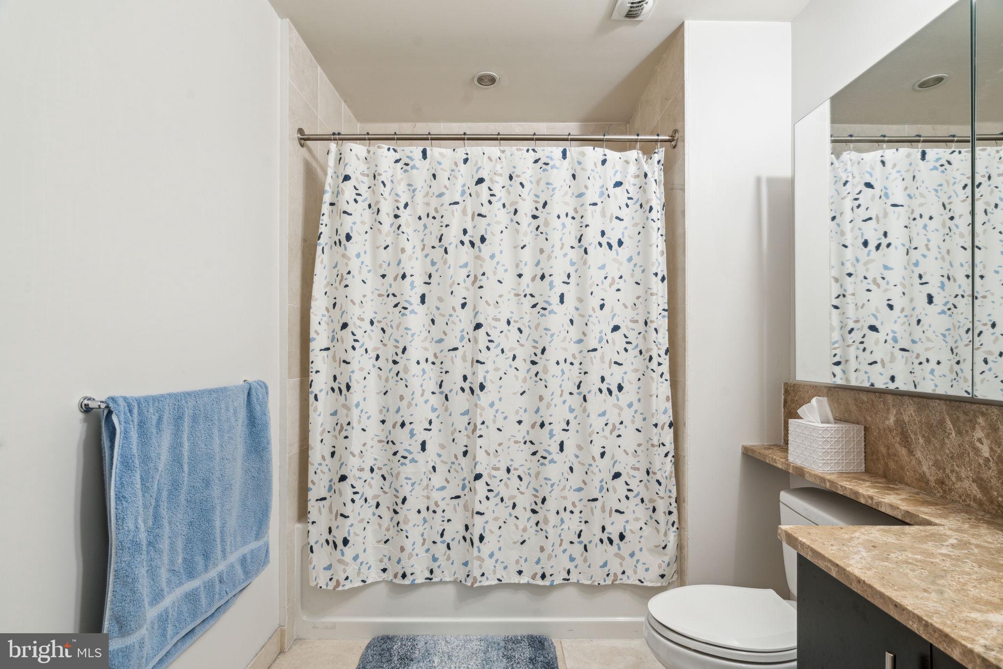 CENTER CITY - Residential