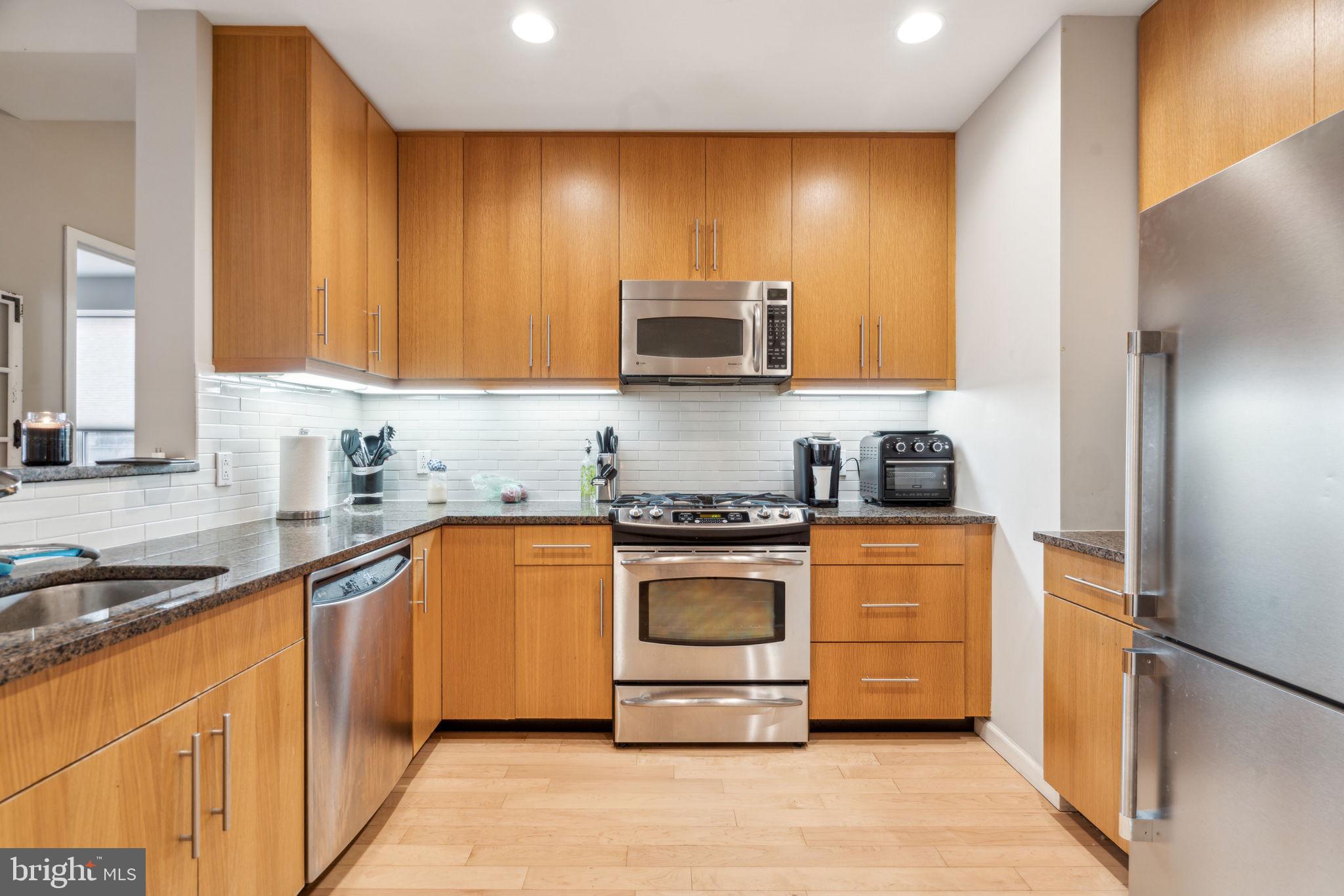 CENTER CITY - Residential