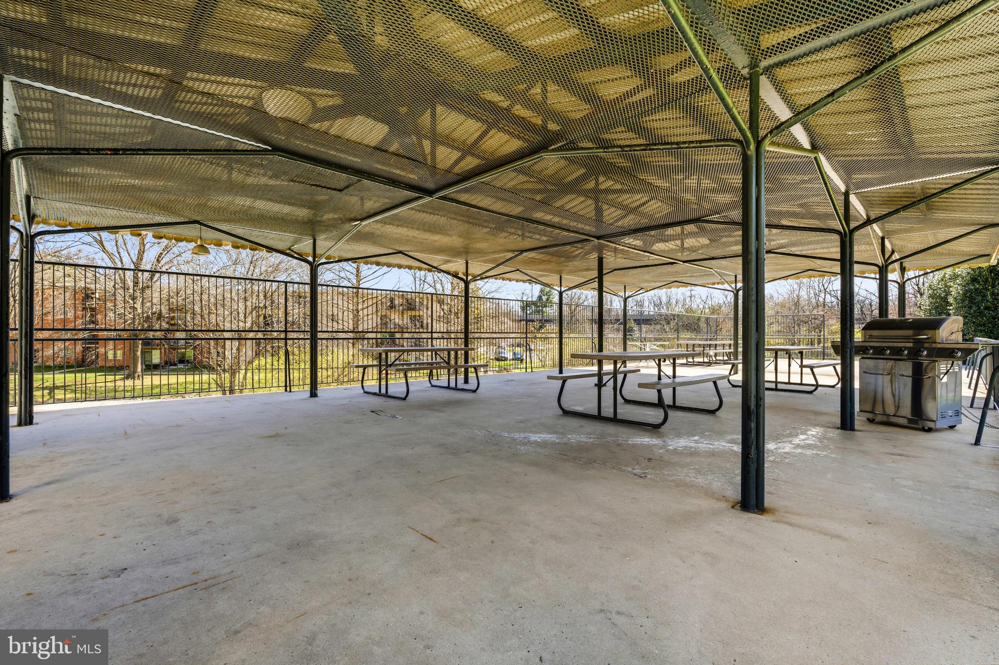 GROSVENOR PARK - Residential